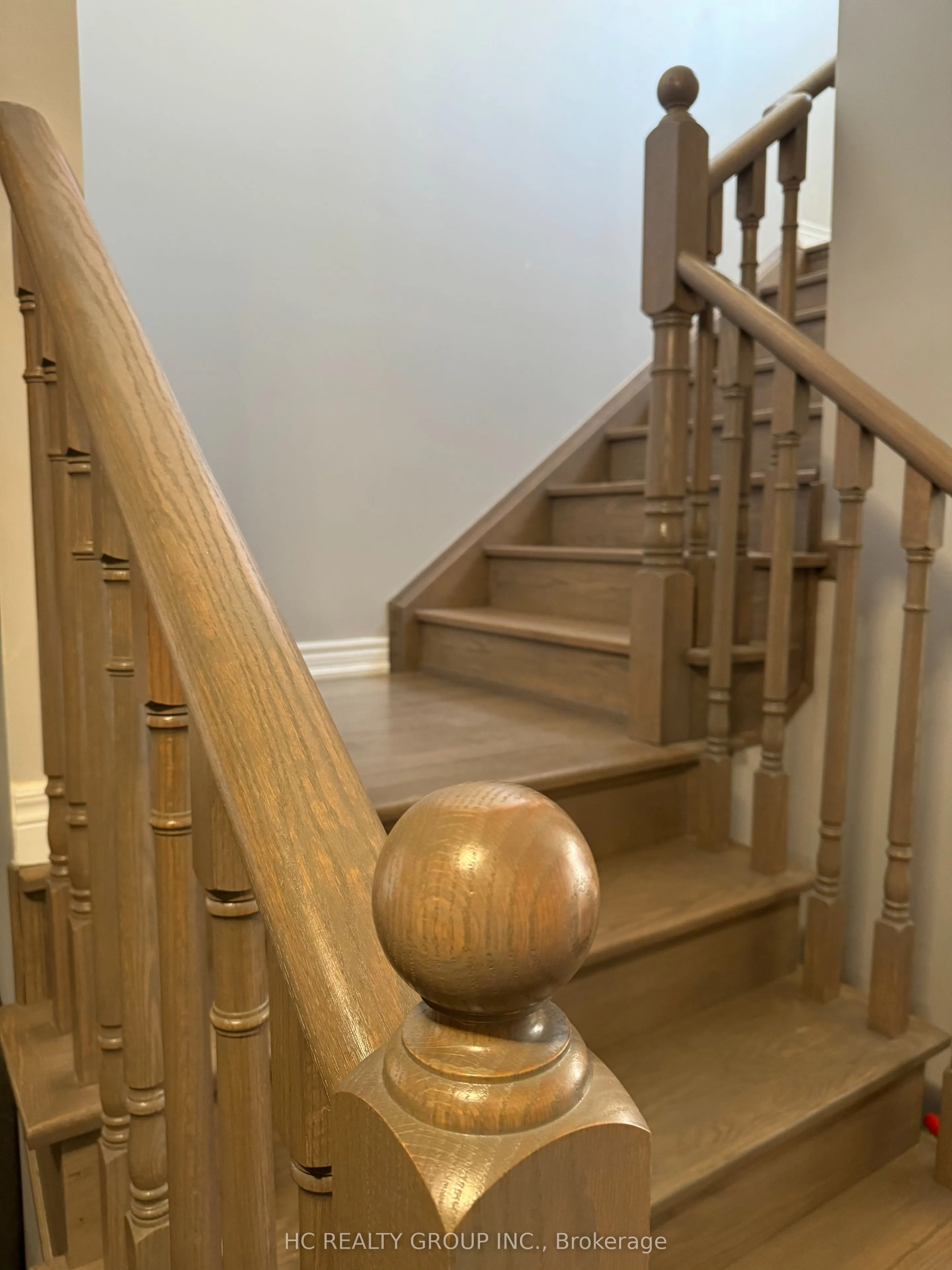 75 MCCAGUE Avenue, #Main Floor