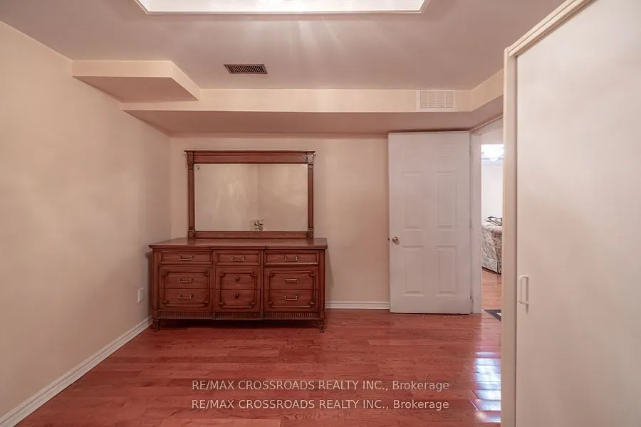 37 Clifton Court