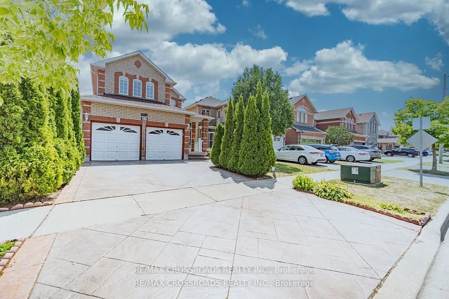 37 Clifton Court
