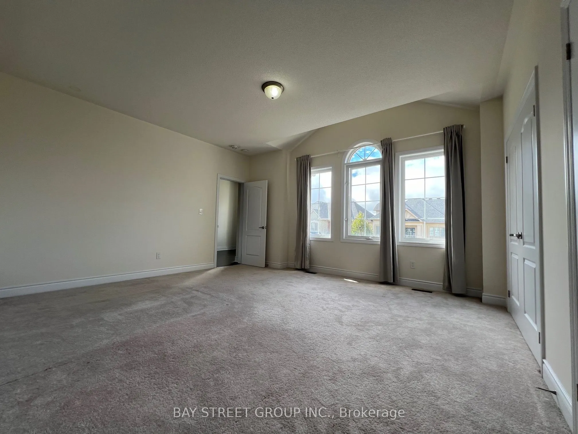915 Ernest Cousins Circle