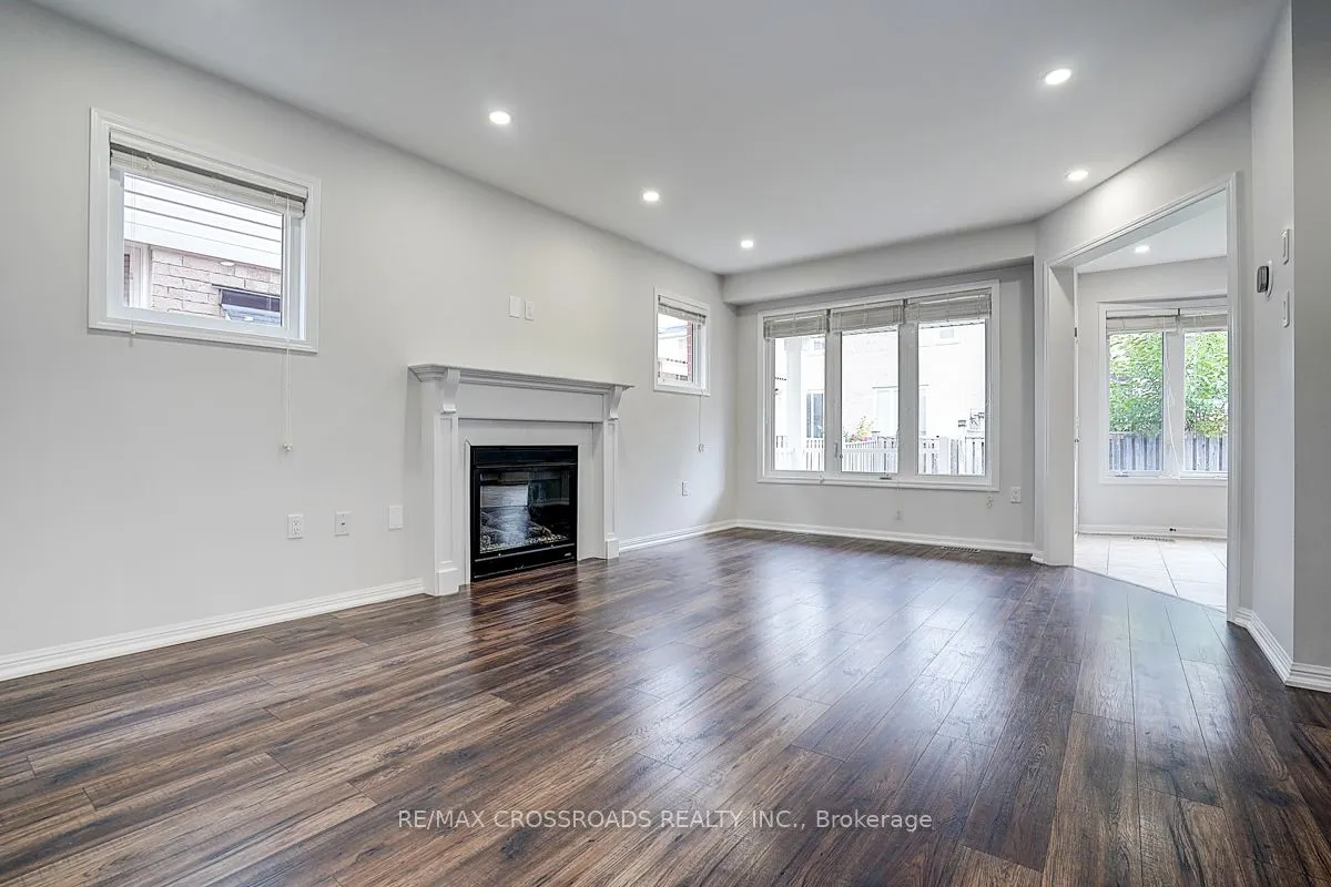 9 Whiterose Lane