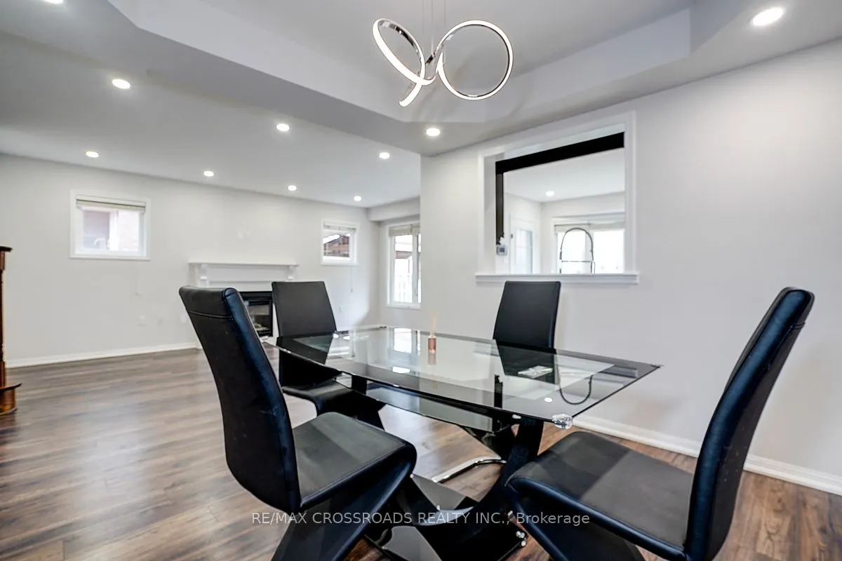 9 Whiterose Lane