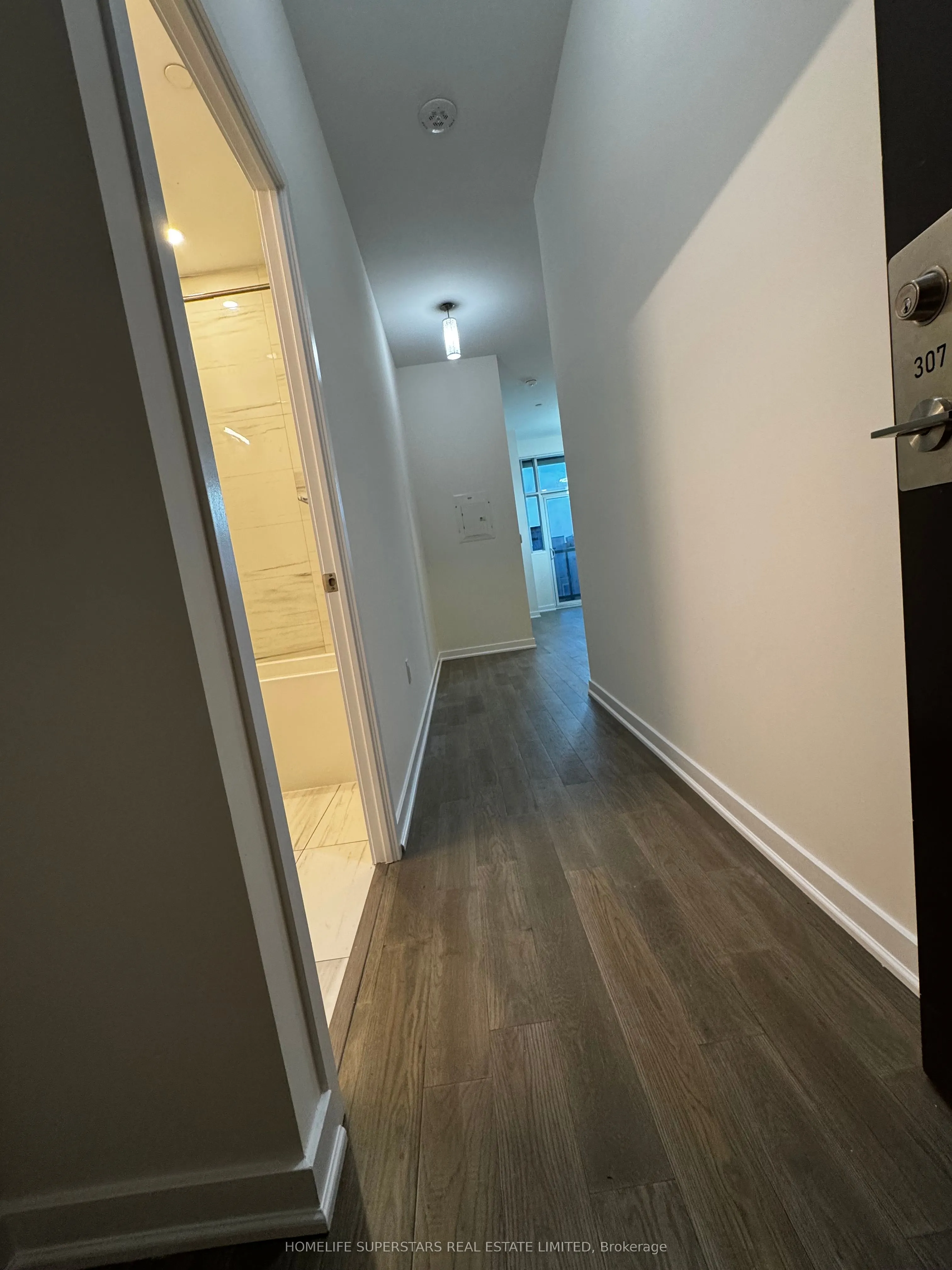 38 Honeycrisp Crescent, #307