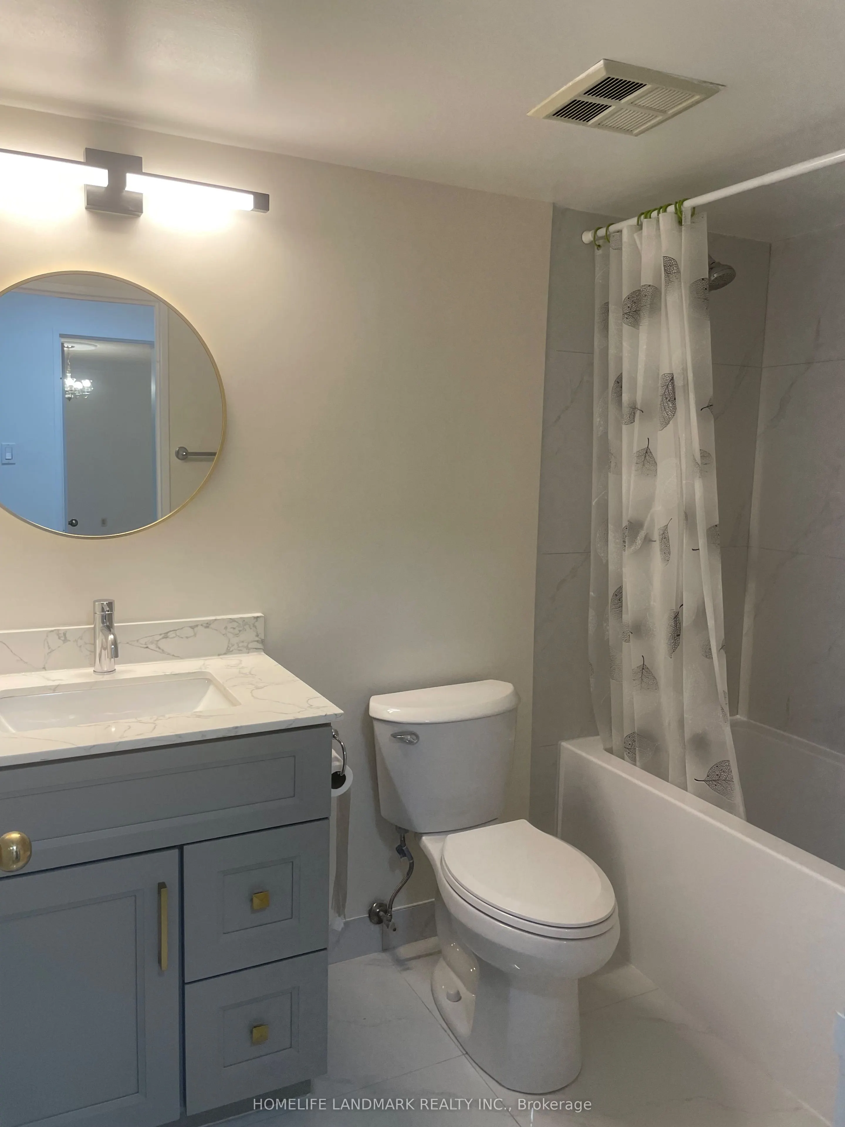 7805 Bayview Avenue, #209
