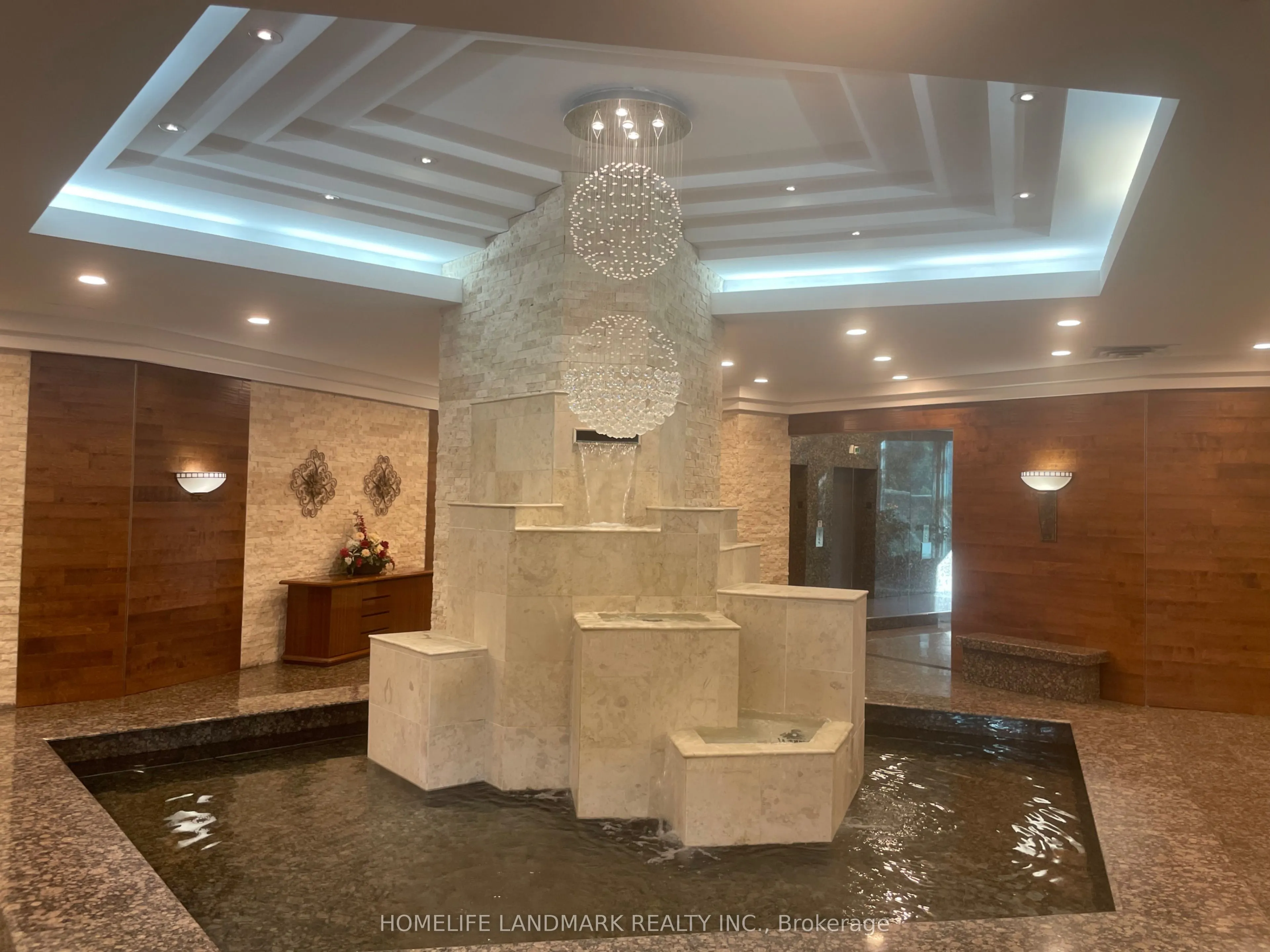 7805 Bayview Avenue, #209