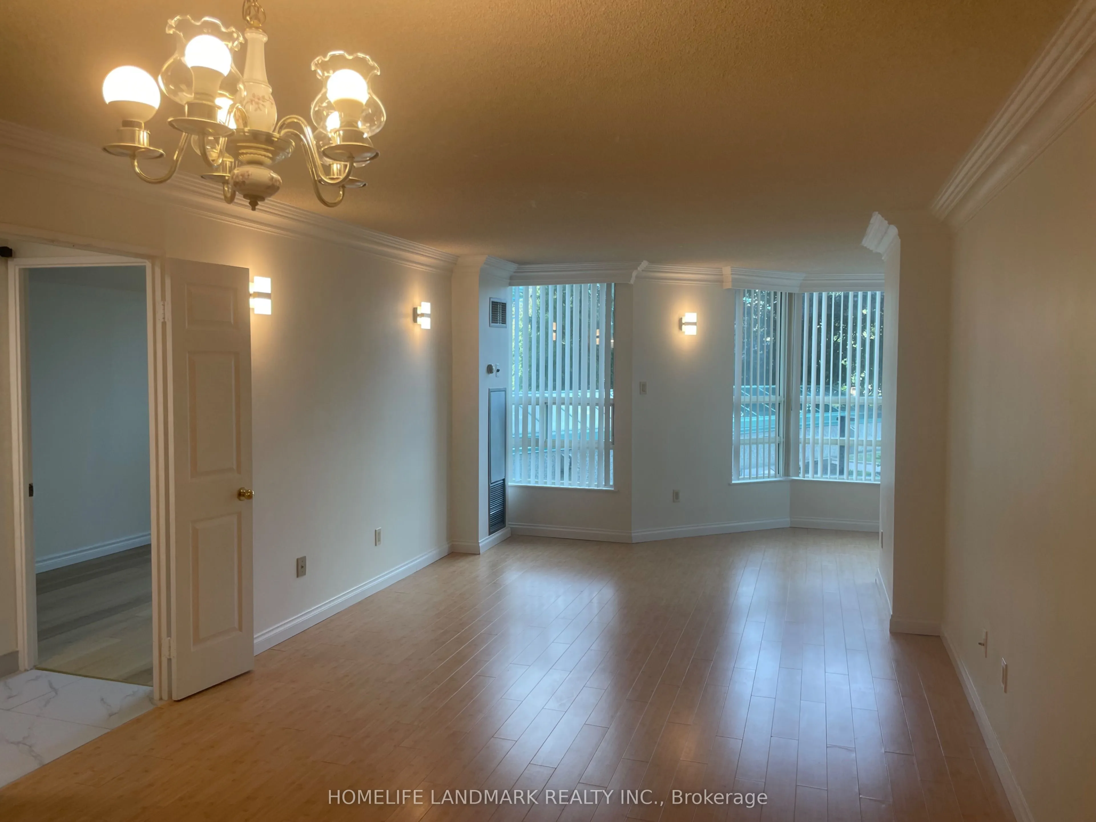 7805 Bayview Avenue, #209