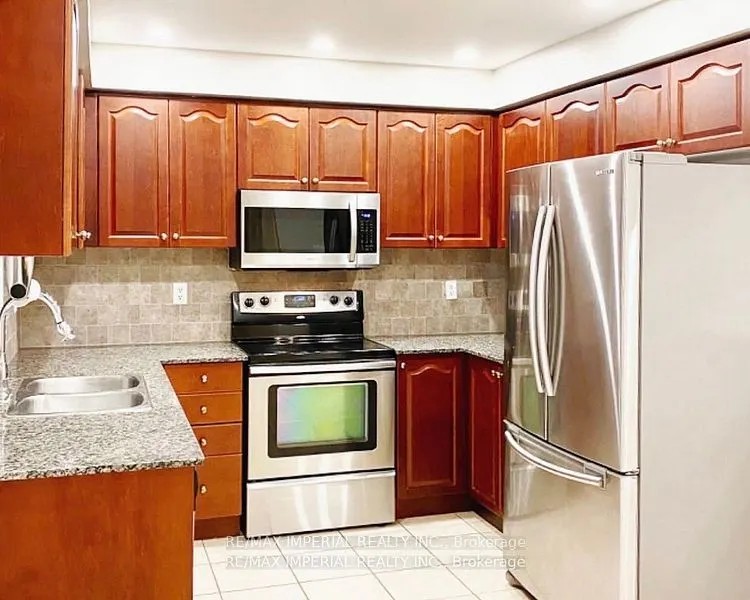 48 Four Seasons Crescent