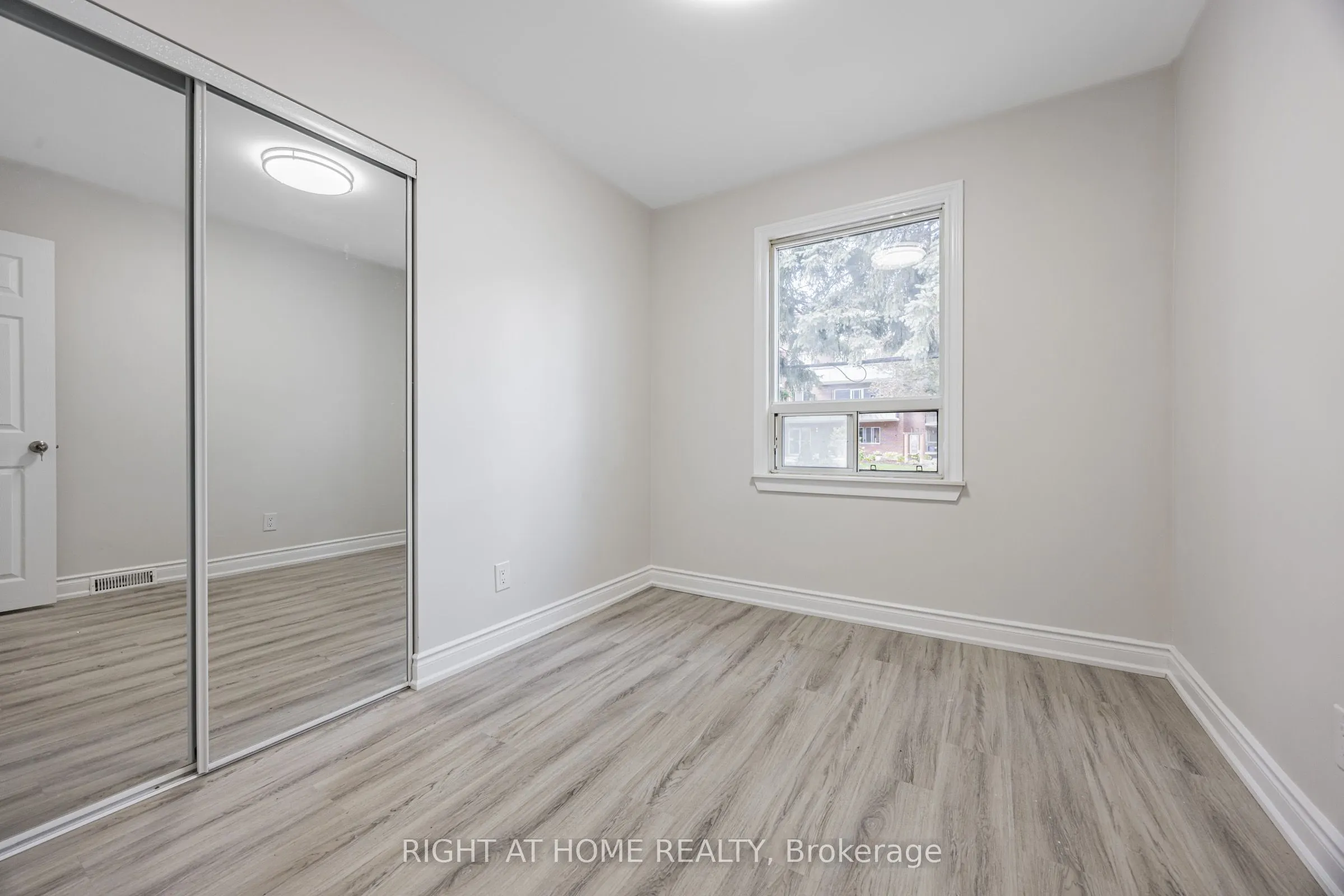 225 Essex- Entire House Avenue