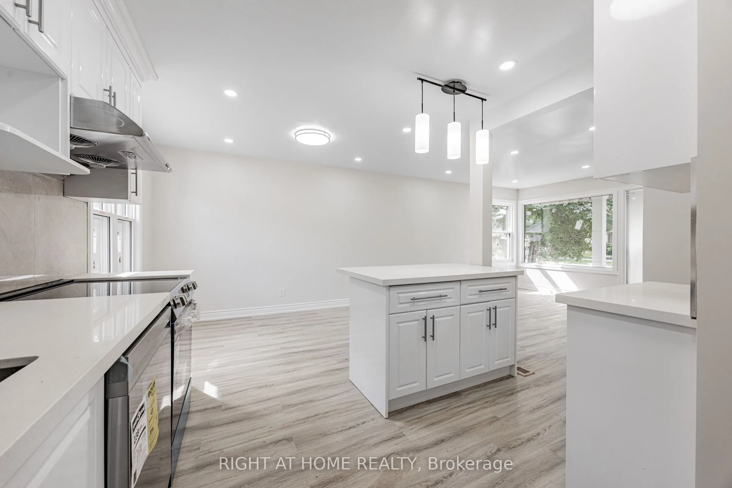 225 Essex- Entire House Avenue