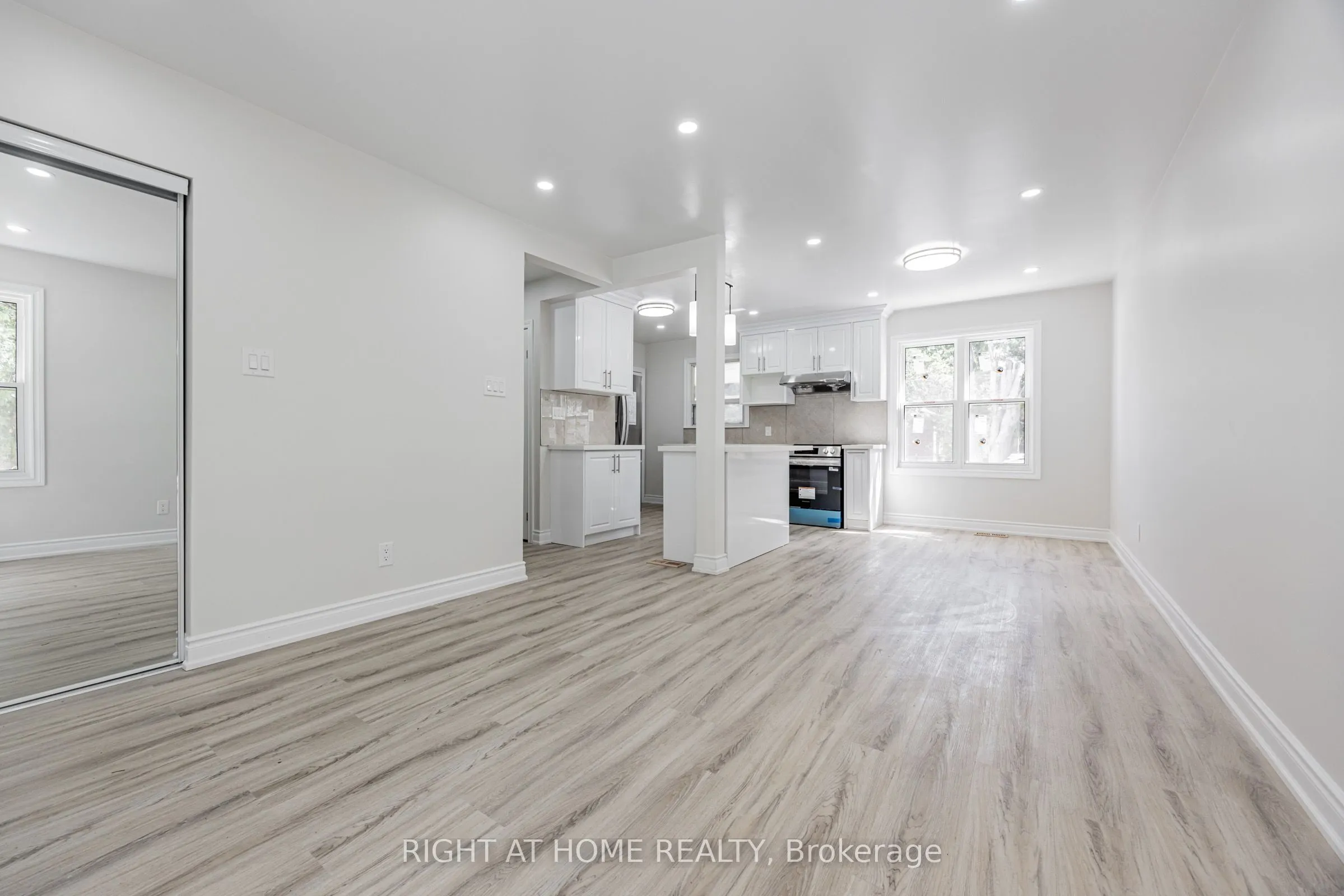 225 Essex- Entire House Avenue