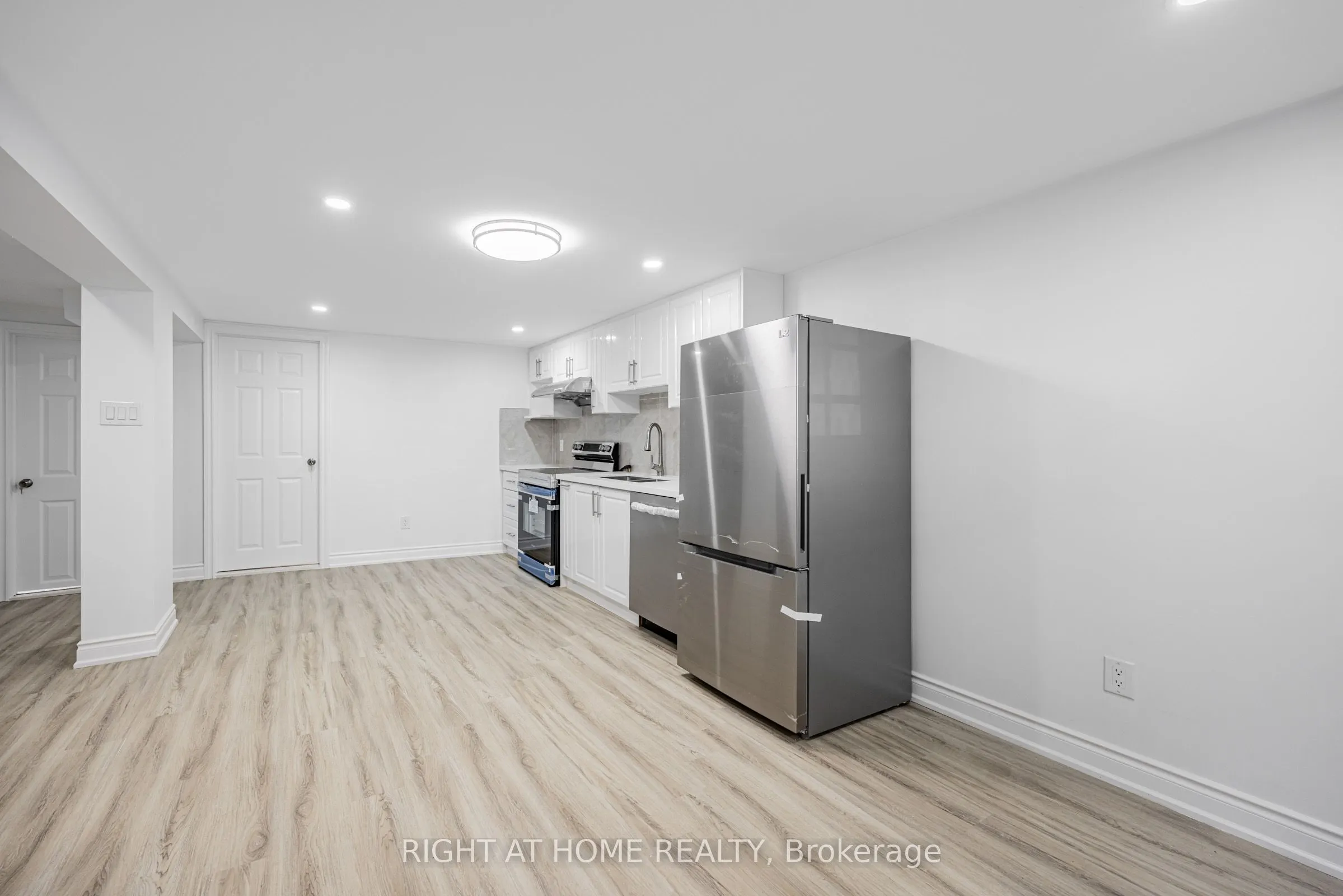 225 Essex- Basement unit Avenue