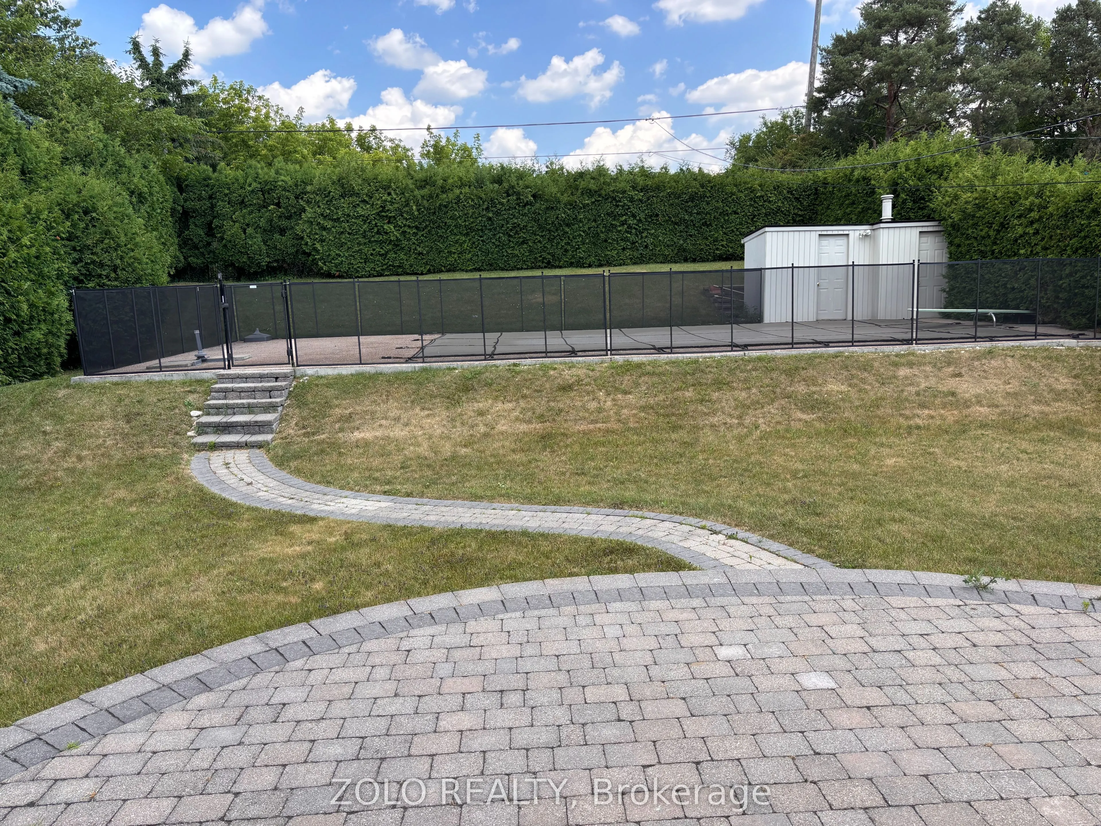 74 Lasylipper Court