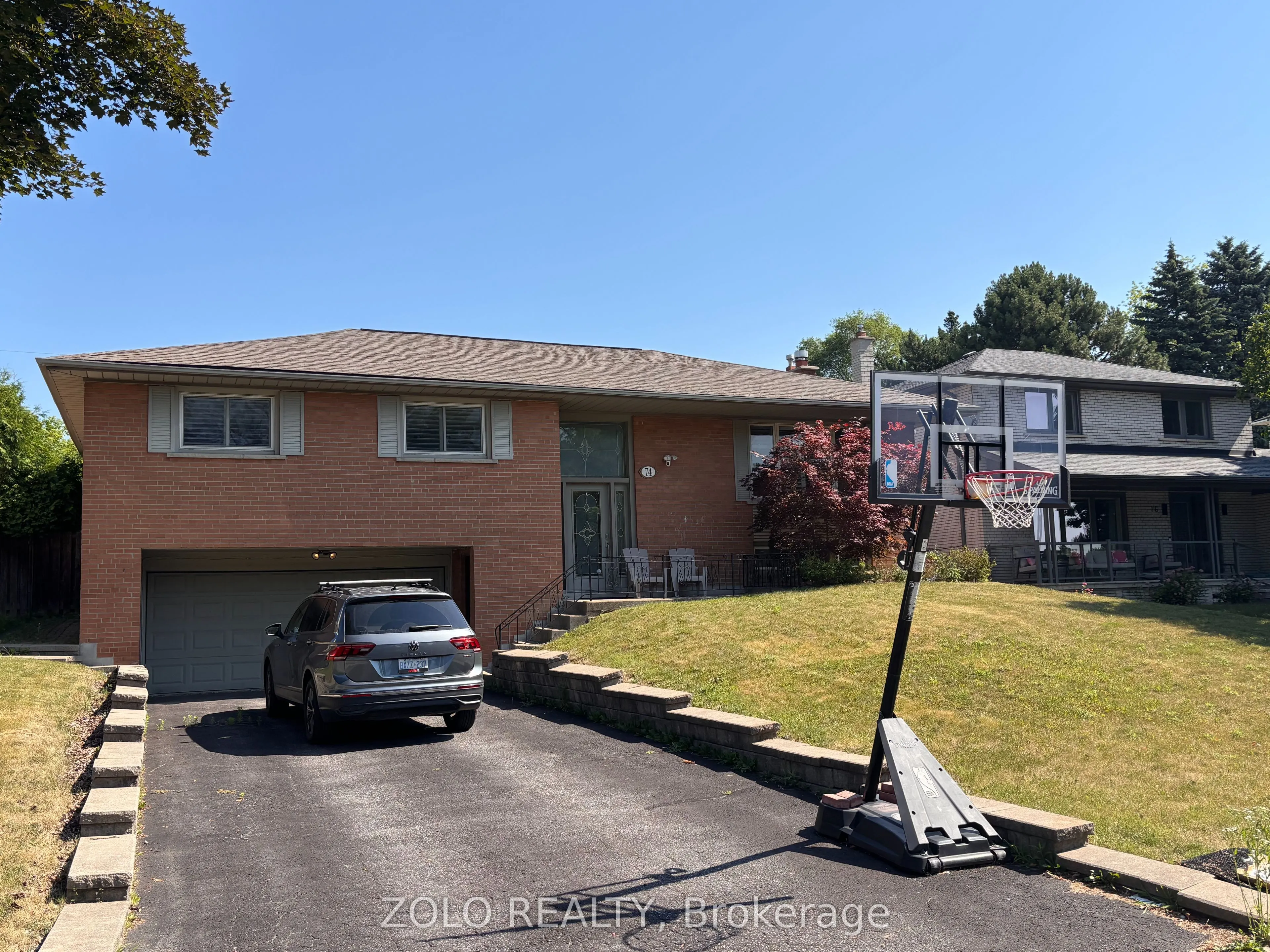 74 Lasylipper Court
