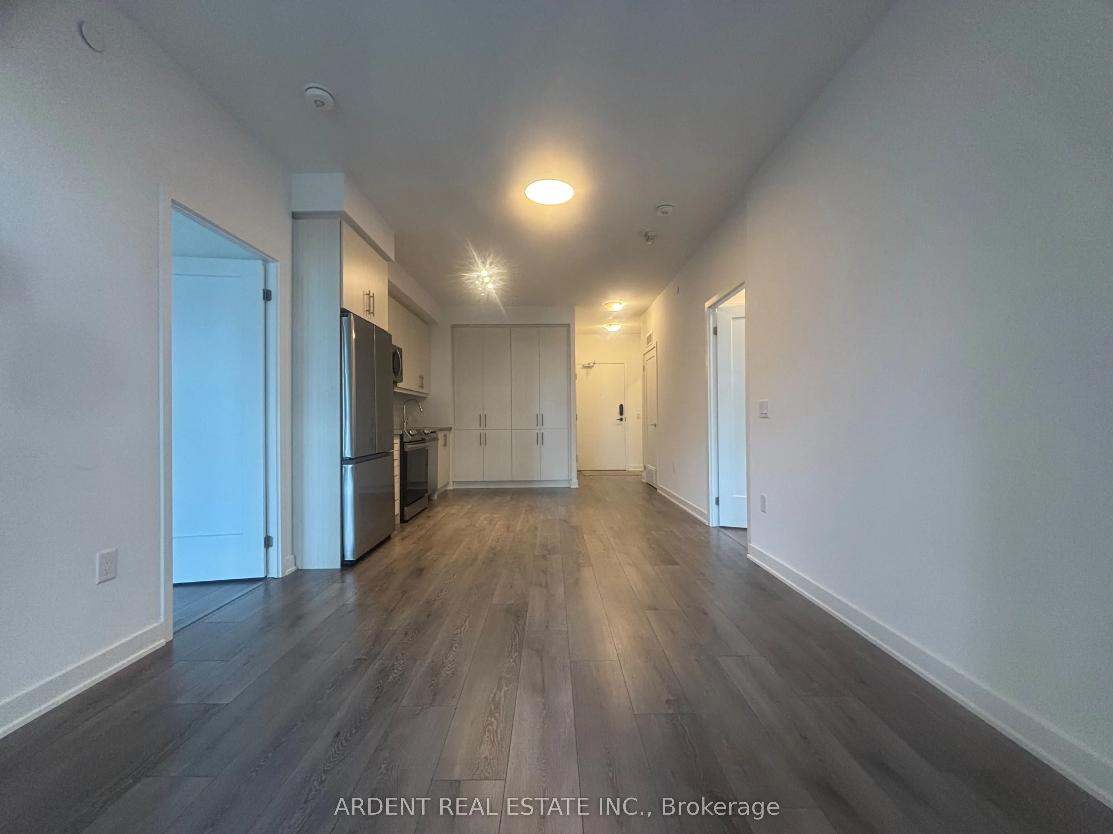 95 Oneida Crescent, #505