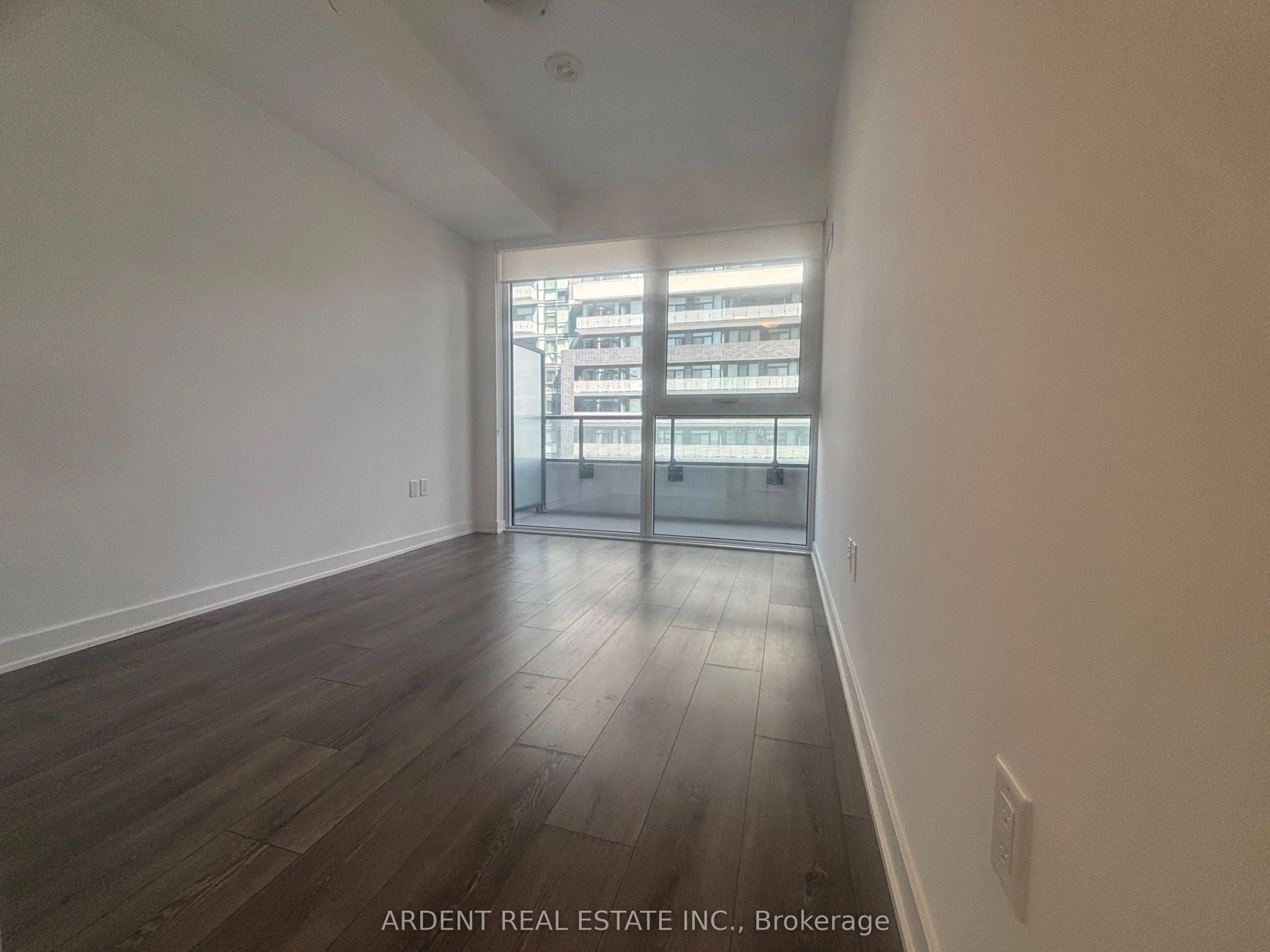 95 Oneida Crescent, #505