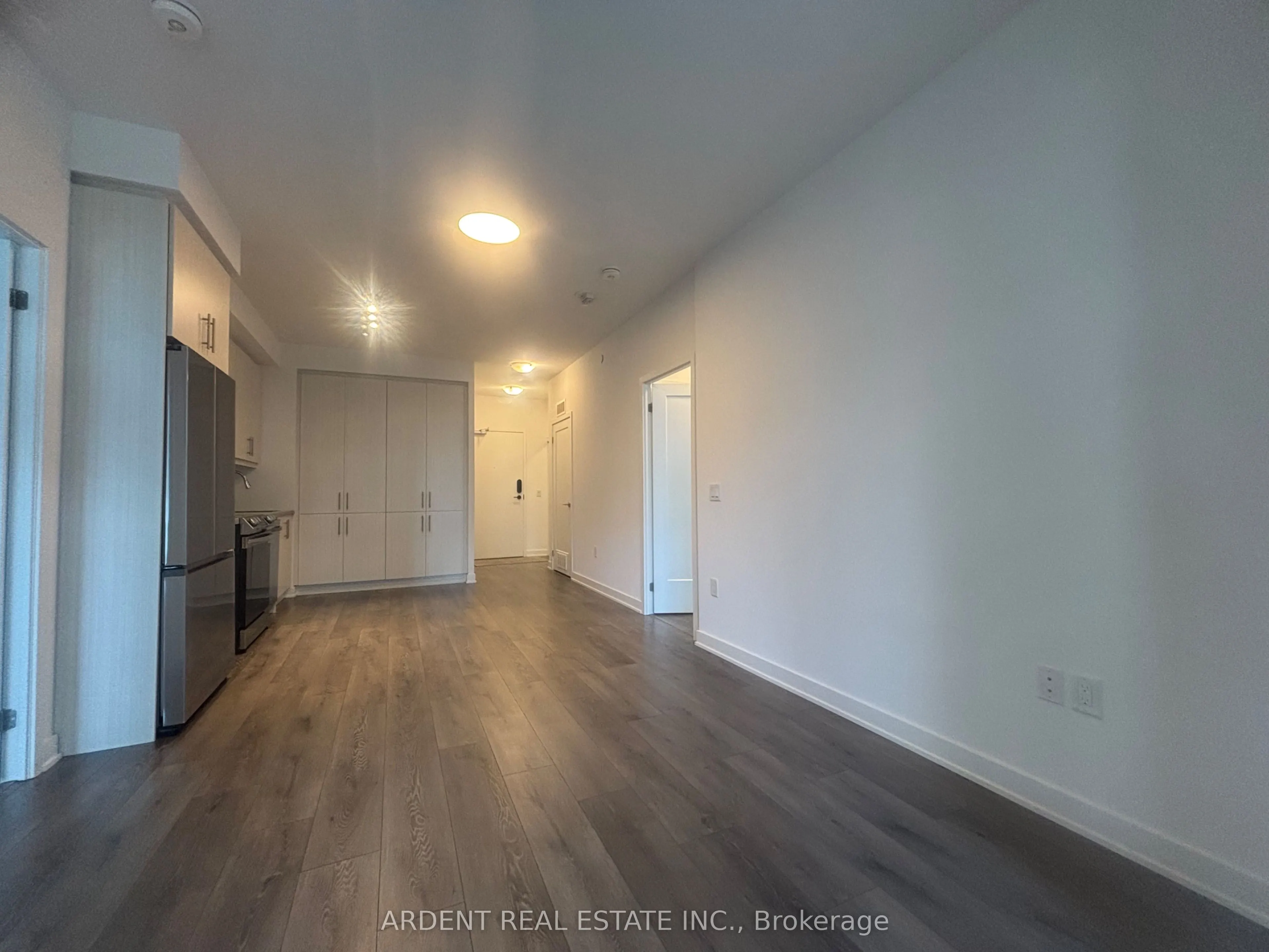 95 Oneida Crescent, #505