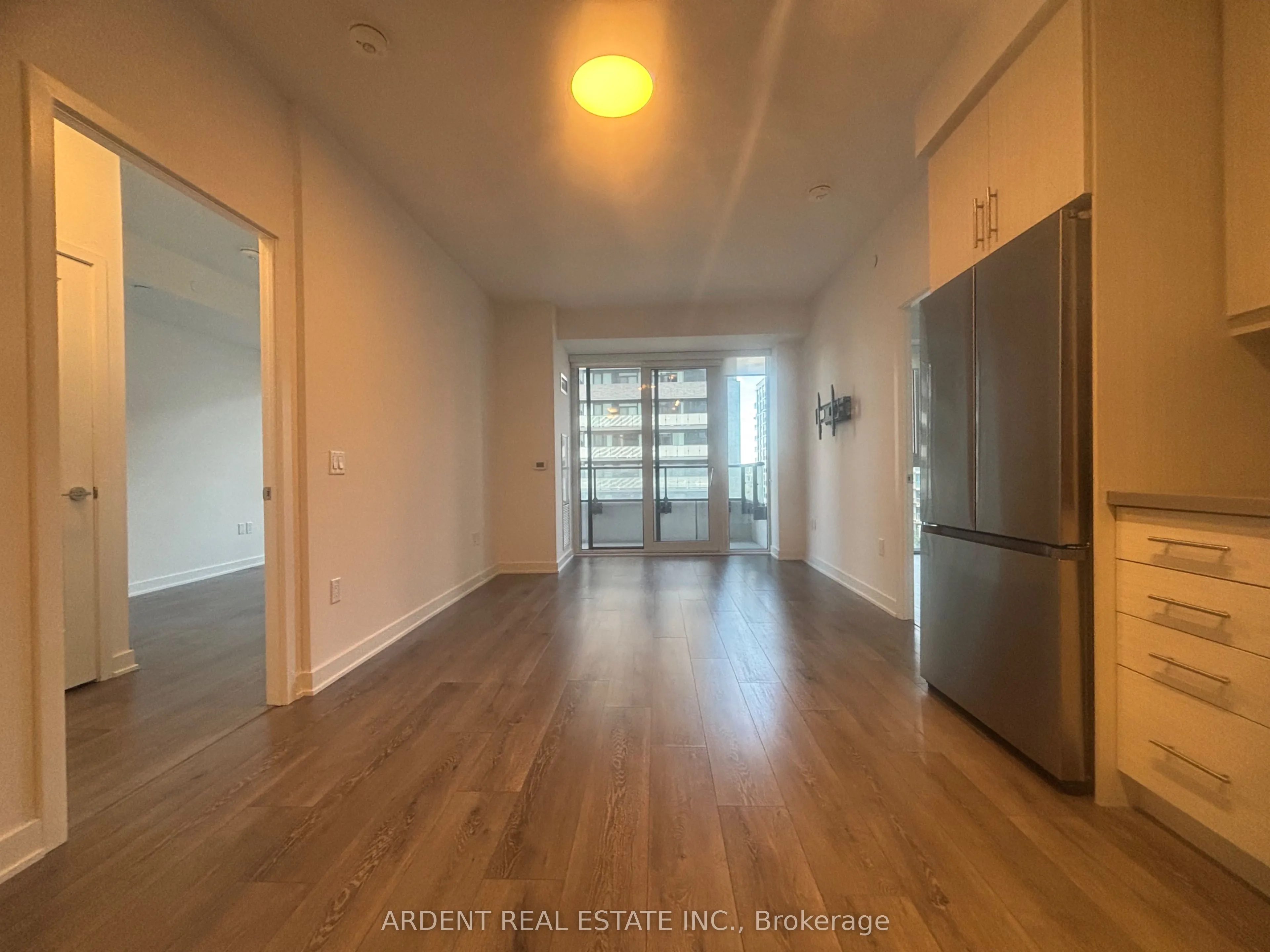 95 Oneida Crescent, #505