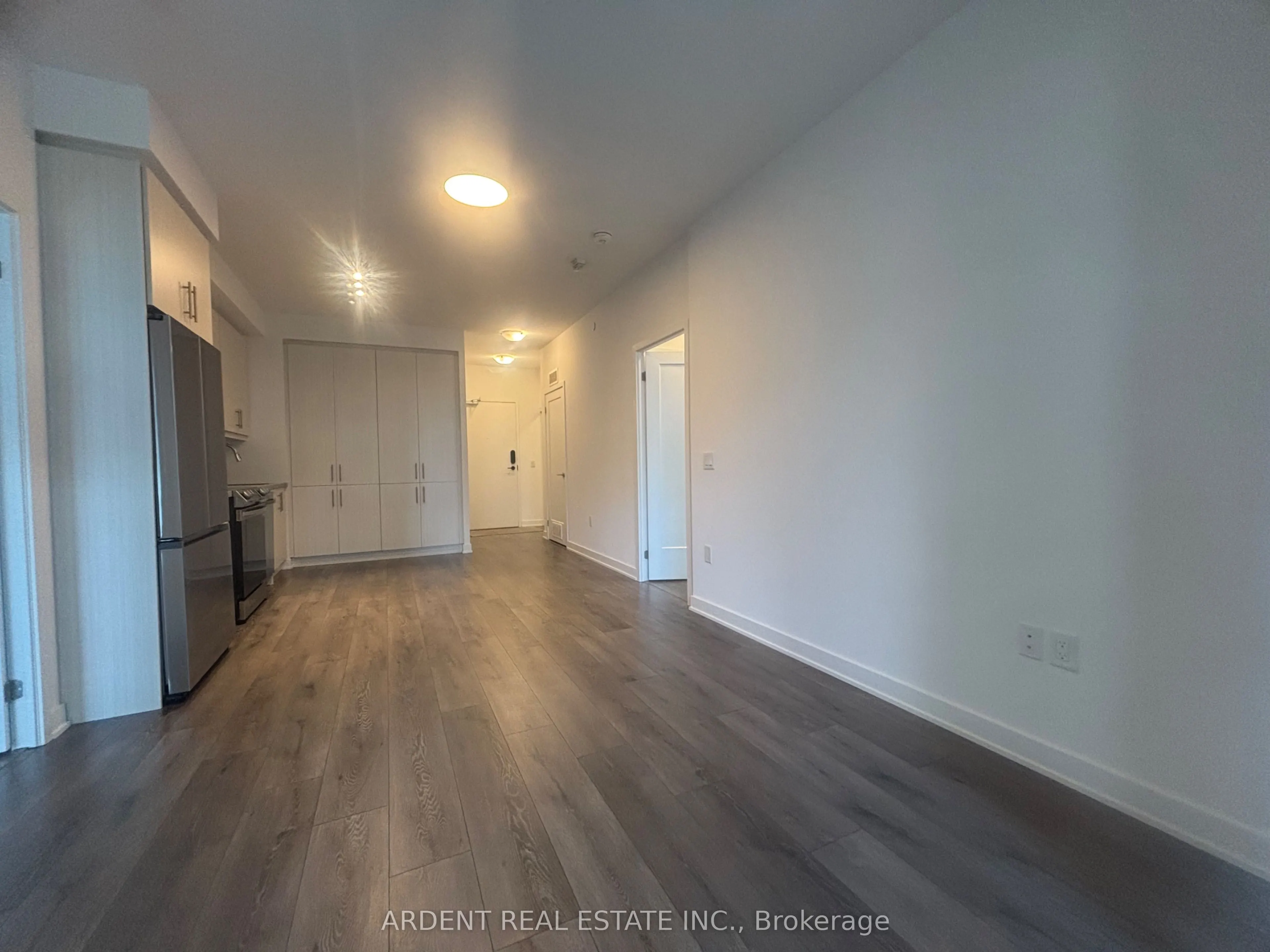 95 Oneida Crescent, #505