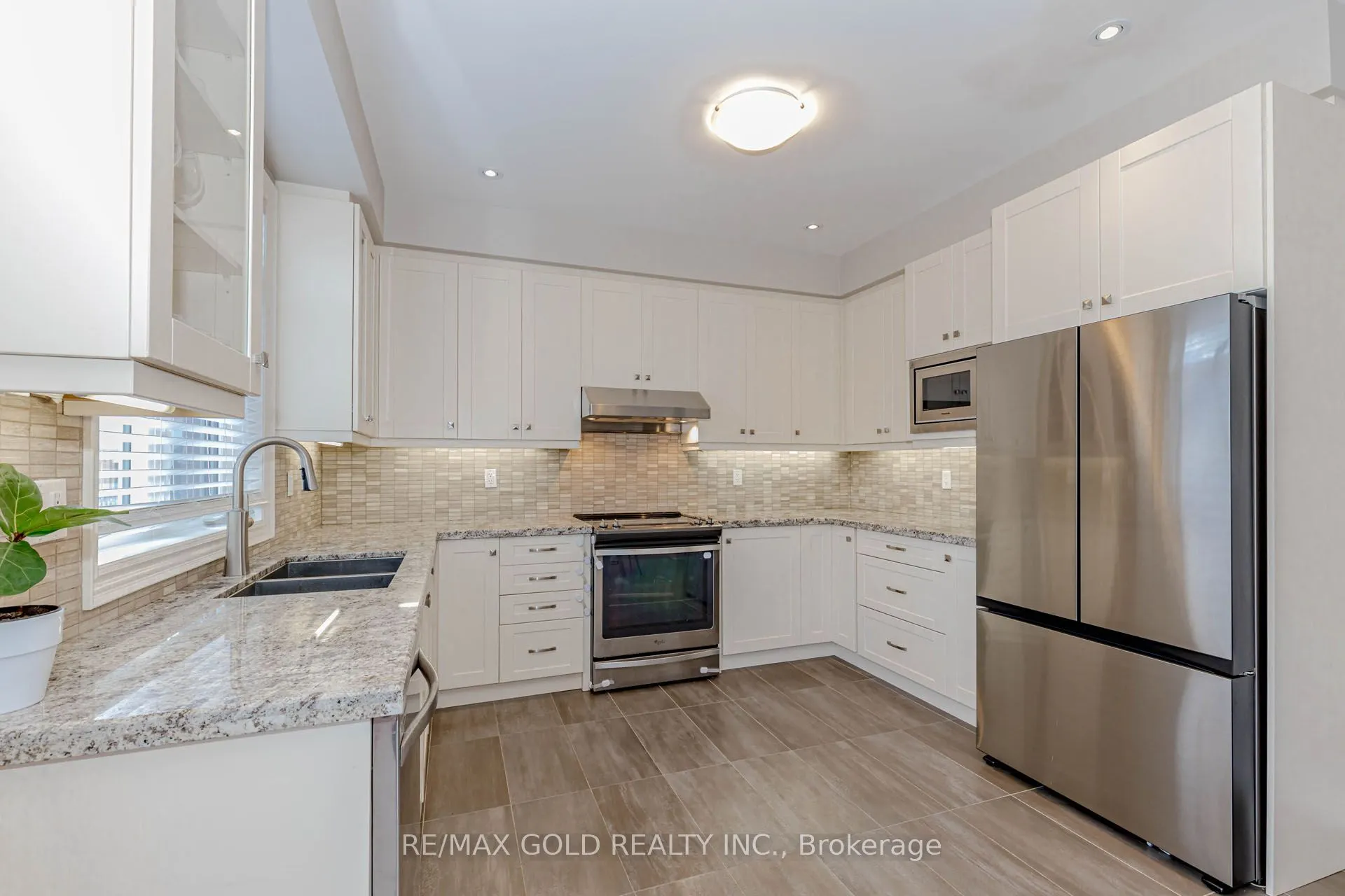 71 Fortis Crescent