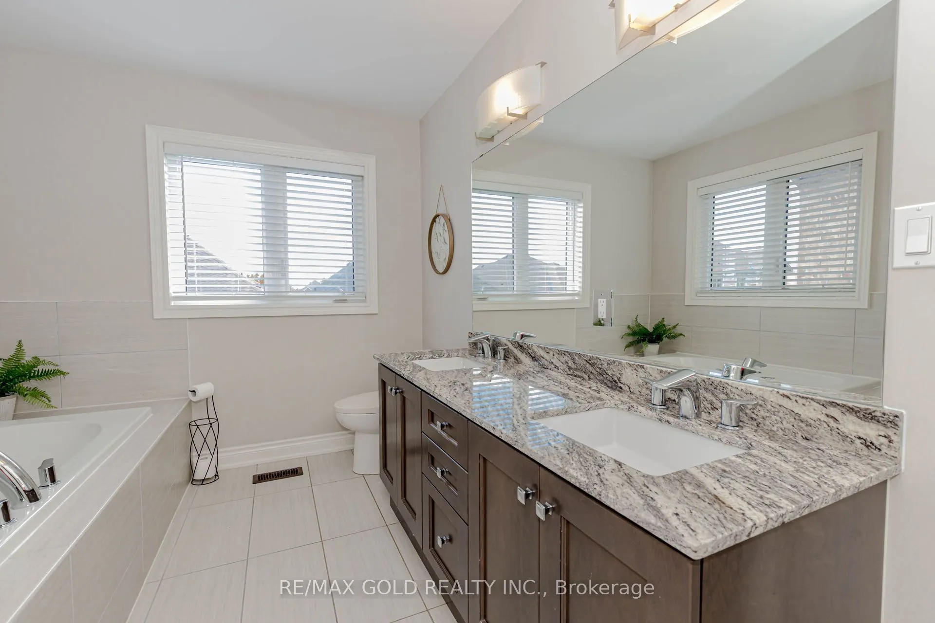 71 Fortis Crescent