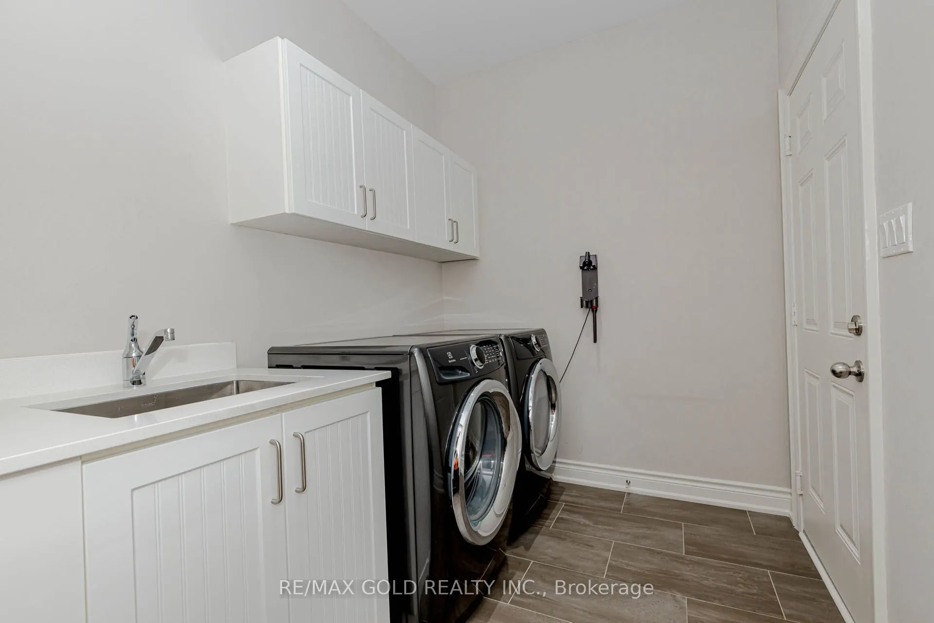 71 Fortis Crescent
