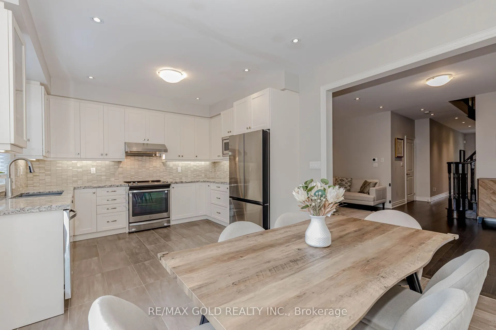 71 Fortis Crescent