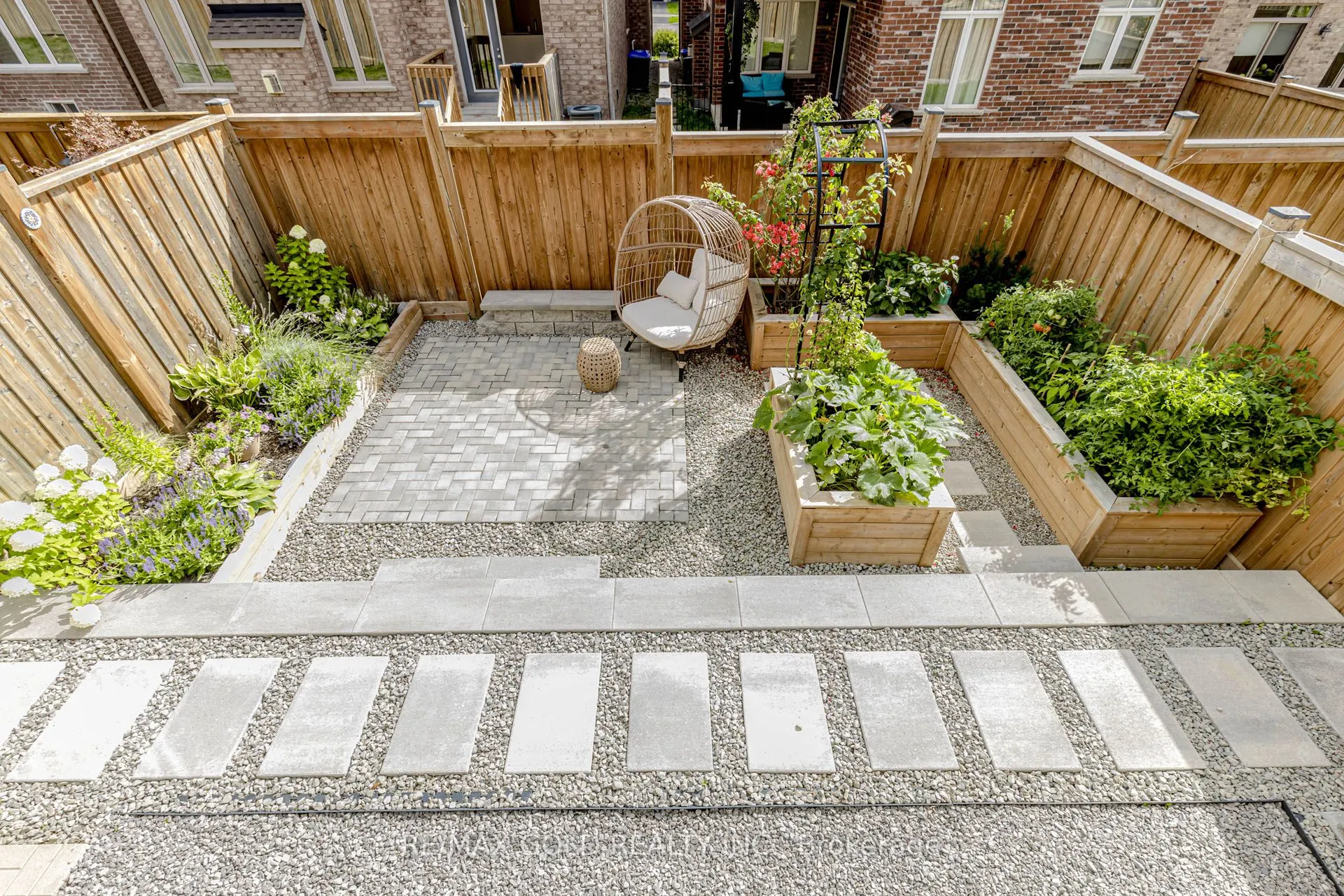 71 Fortis Crescent