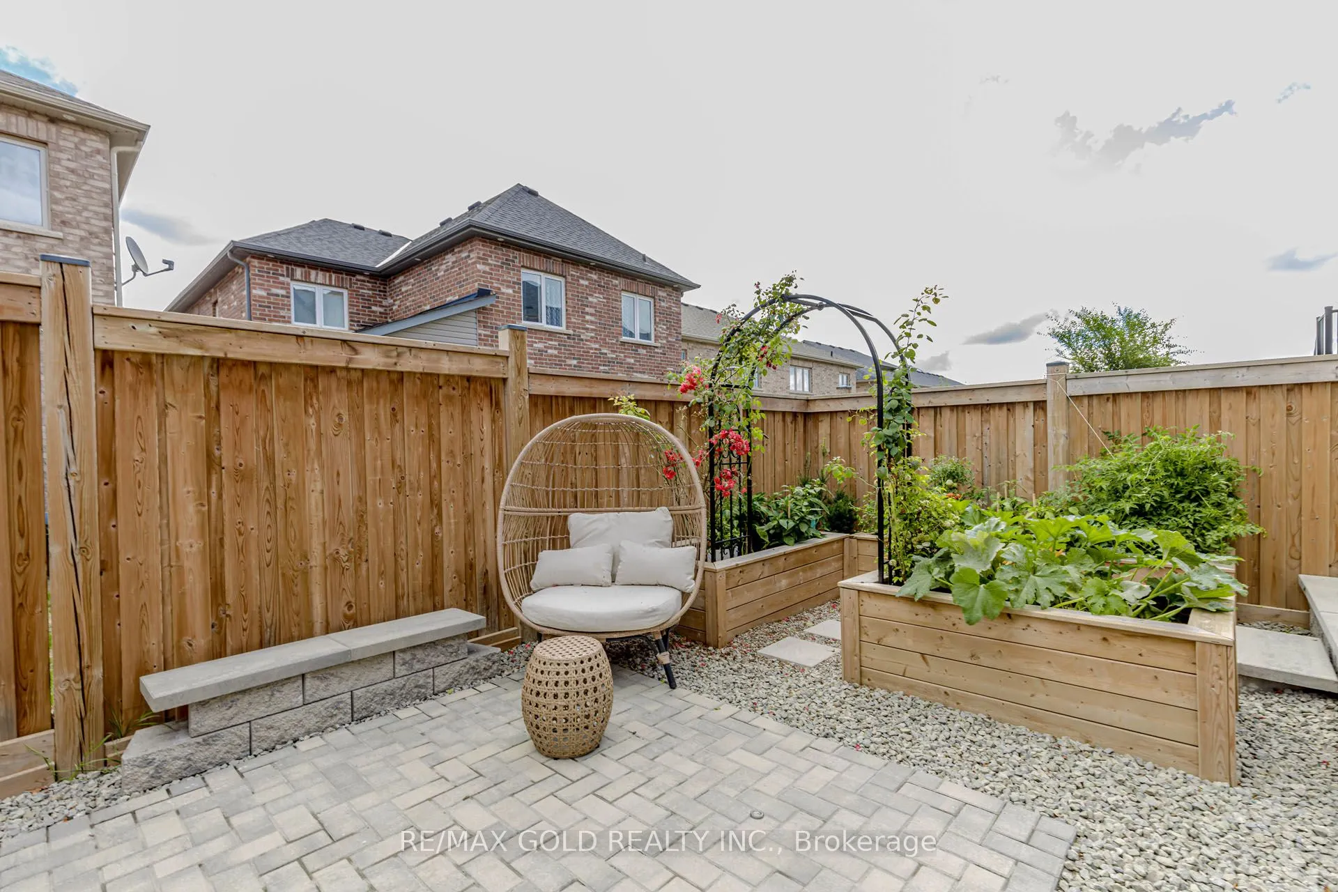 71 Fortis Crescent
