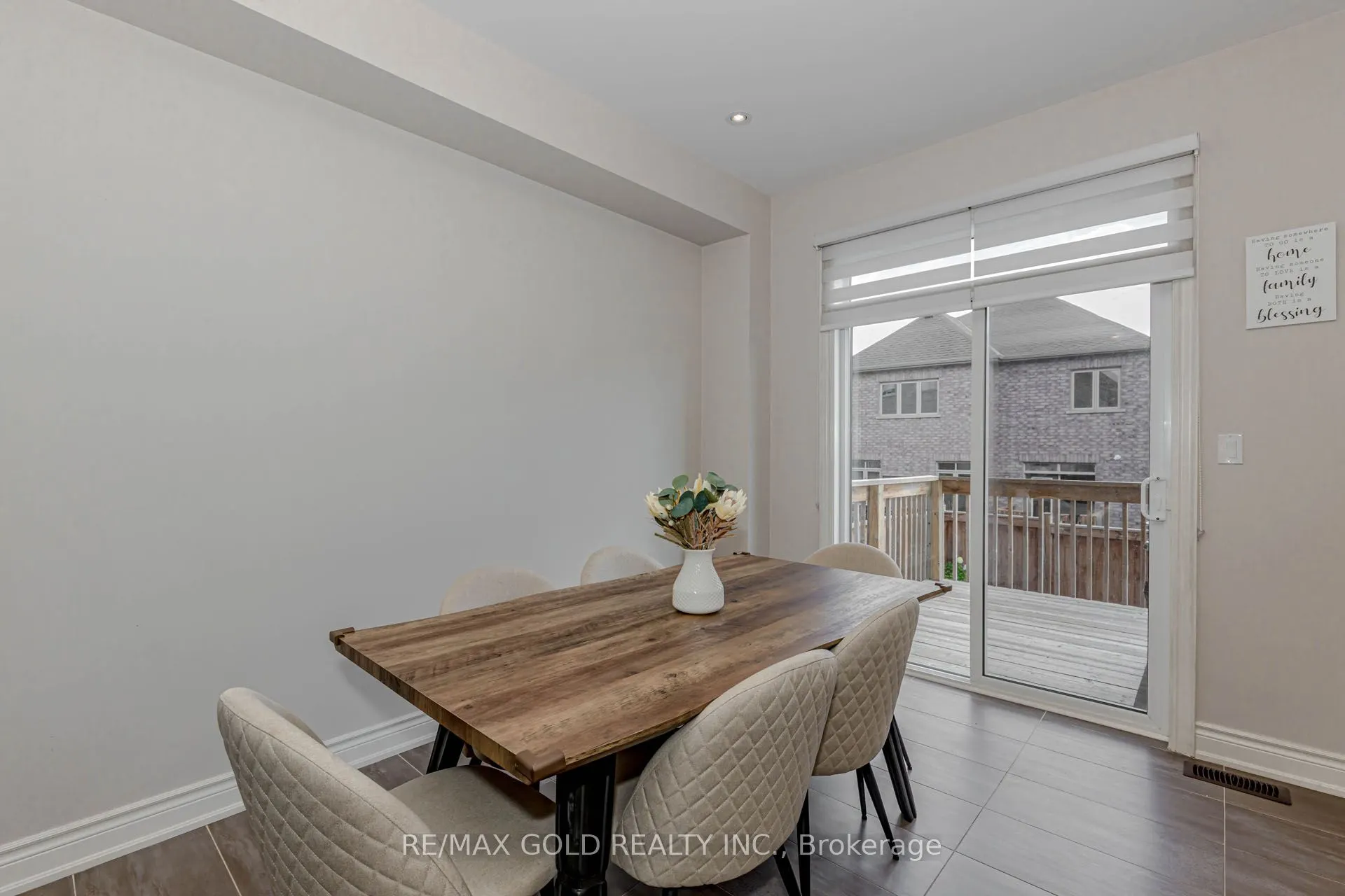 71 Fortis Crescent