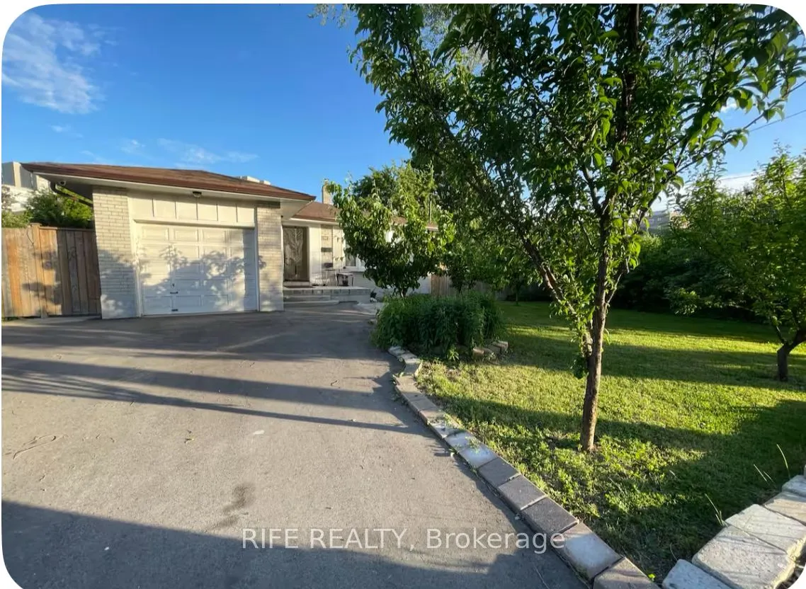 239 Crestwood Road, #Studio Unit
