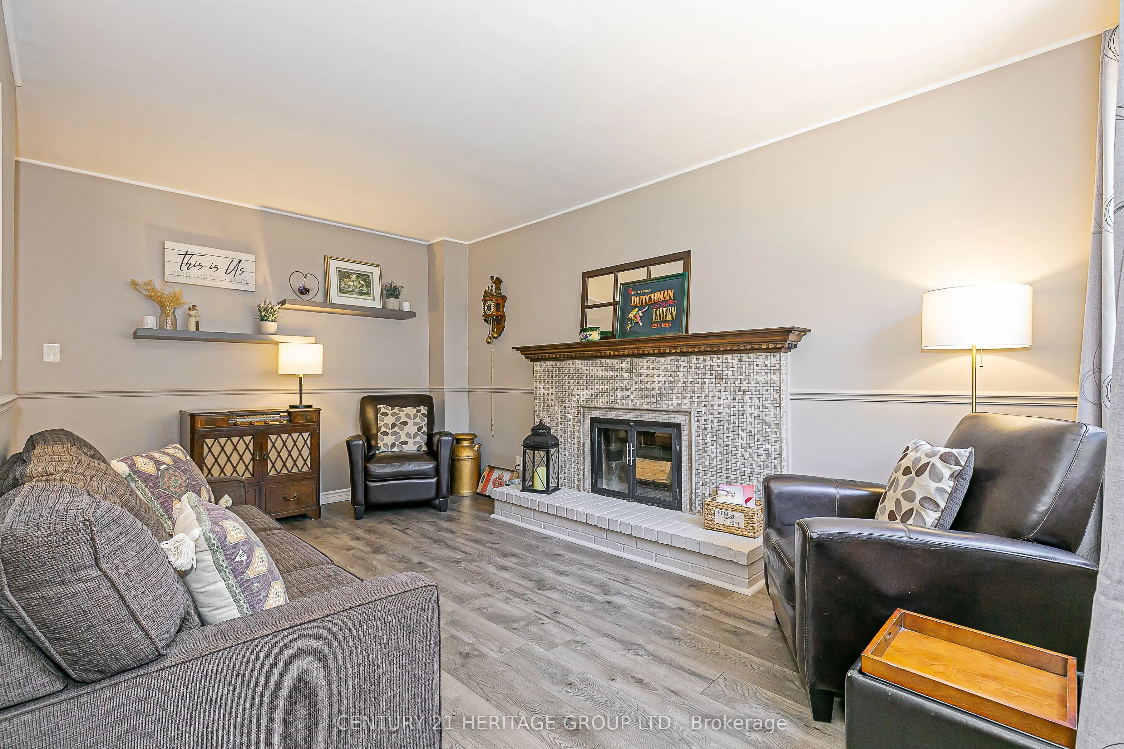 40 Albery Crescent