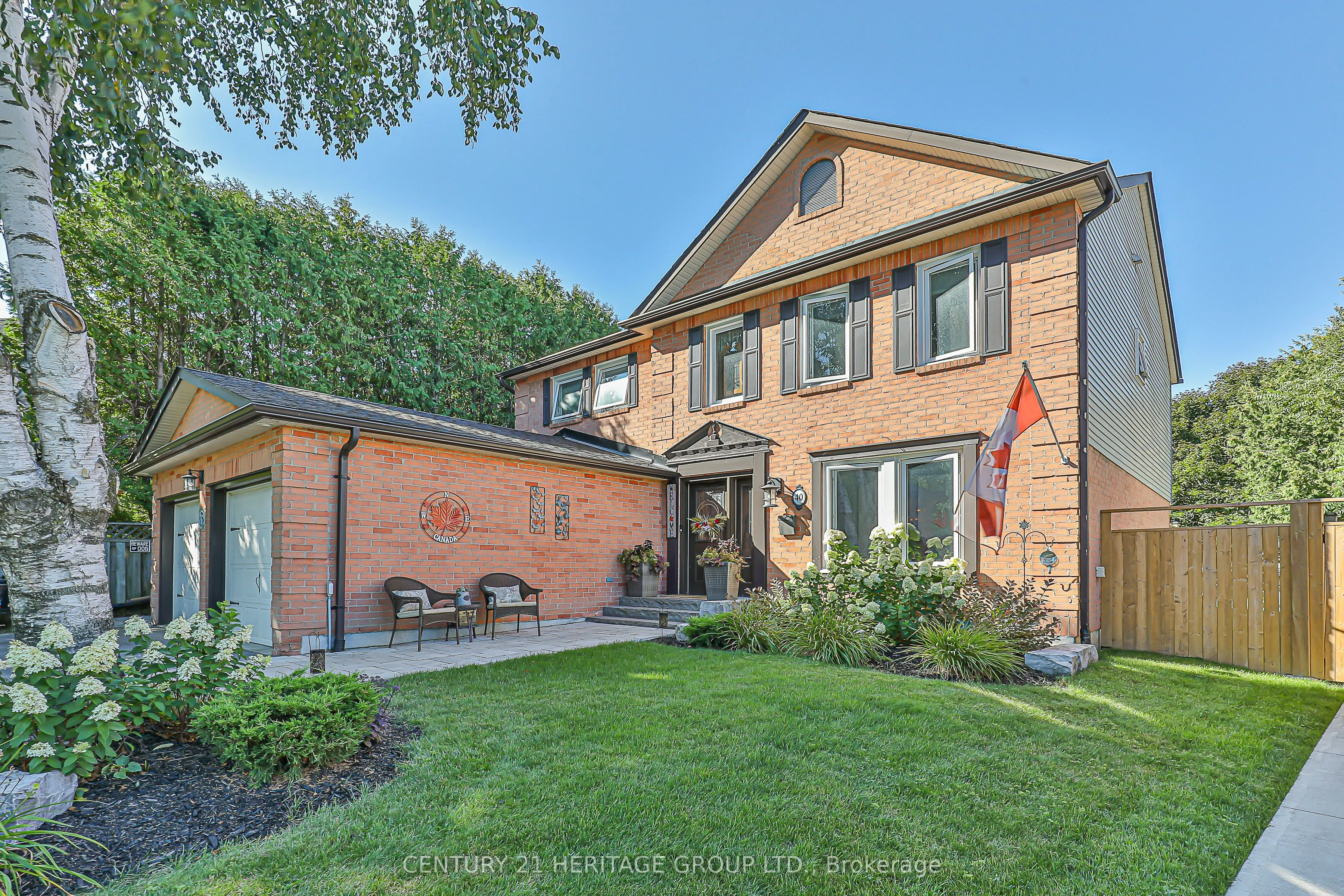 40 Albery Crescent