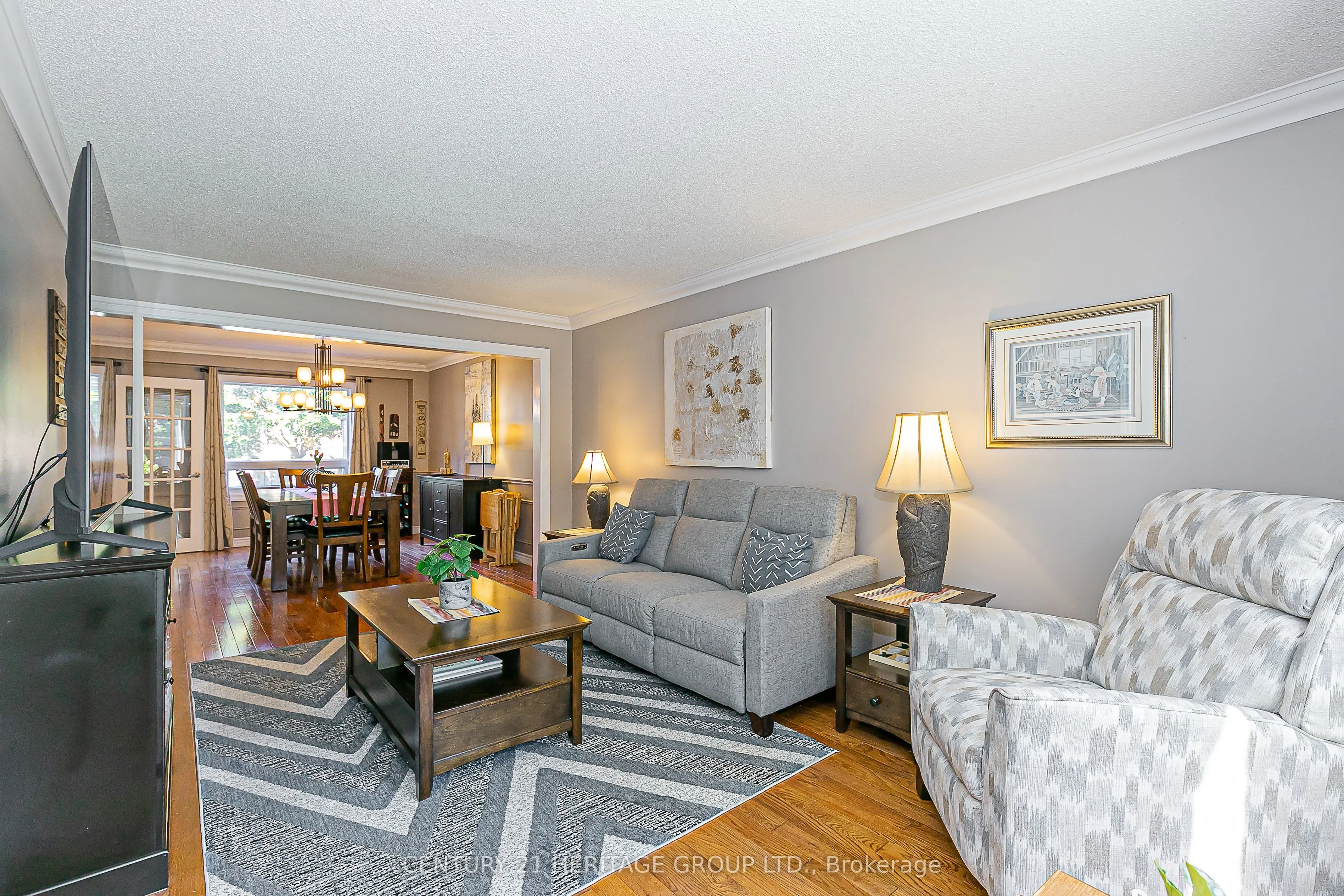 40 Albery Crescent