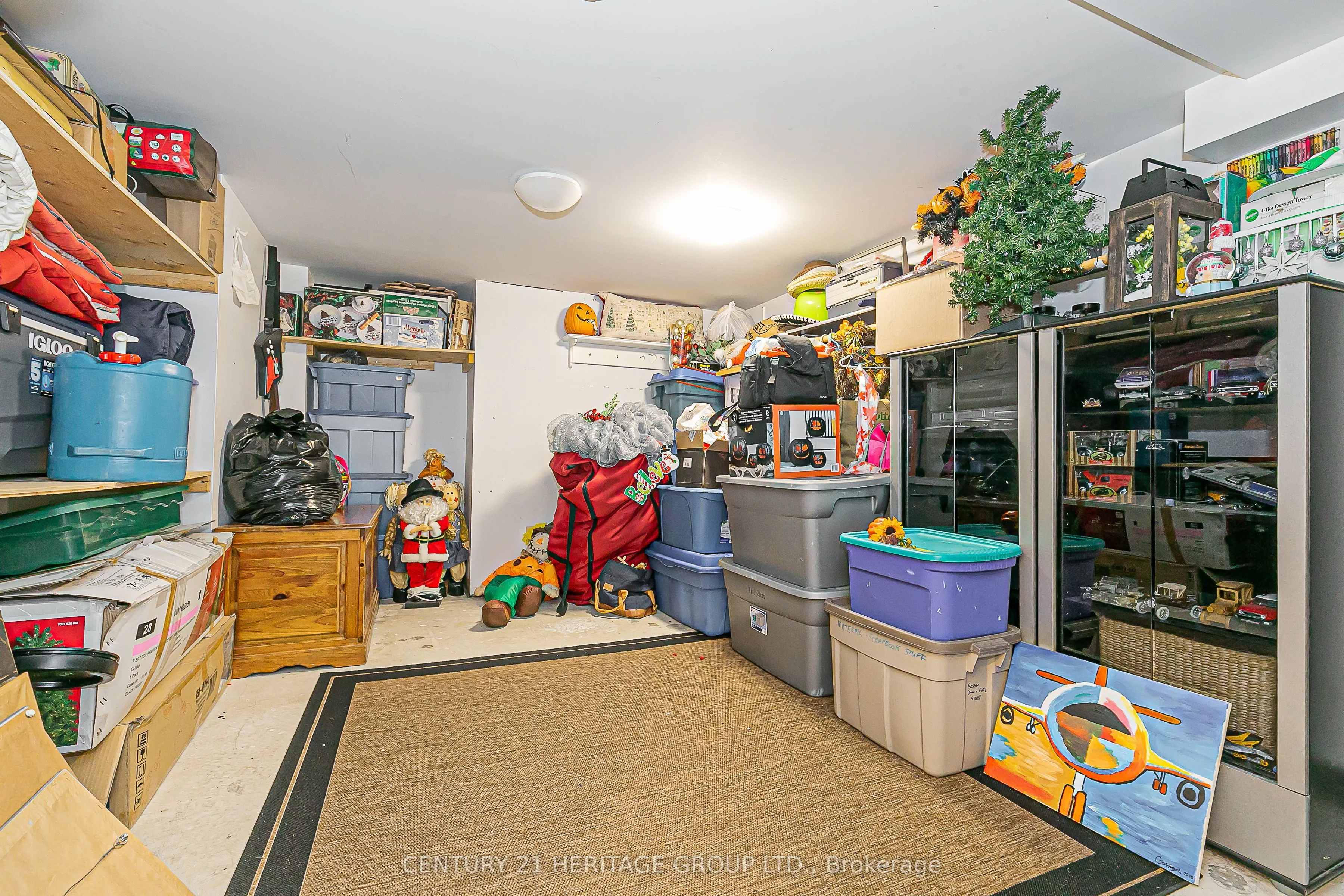 40 Albery Crescent