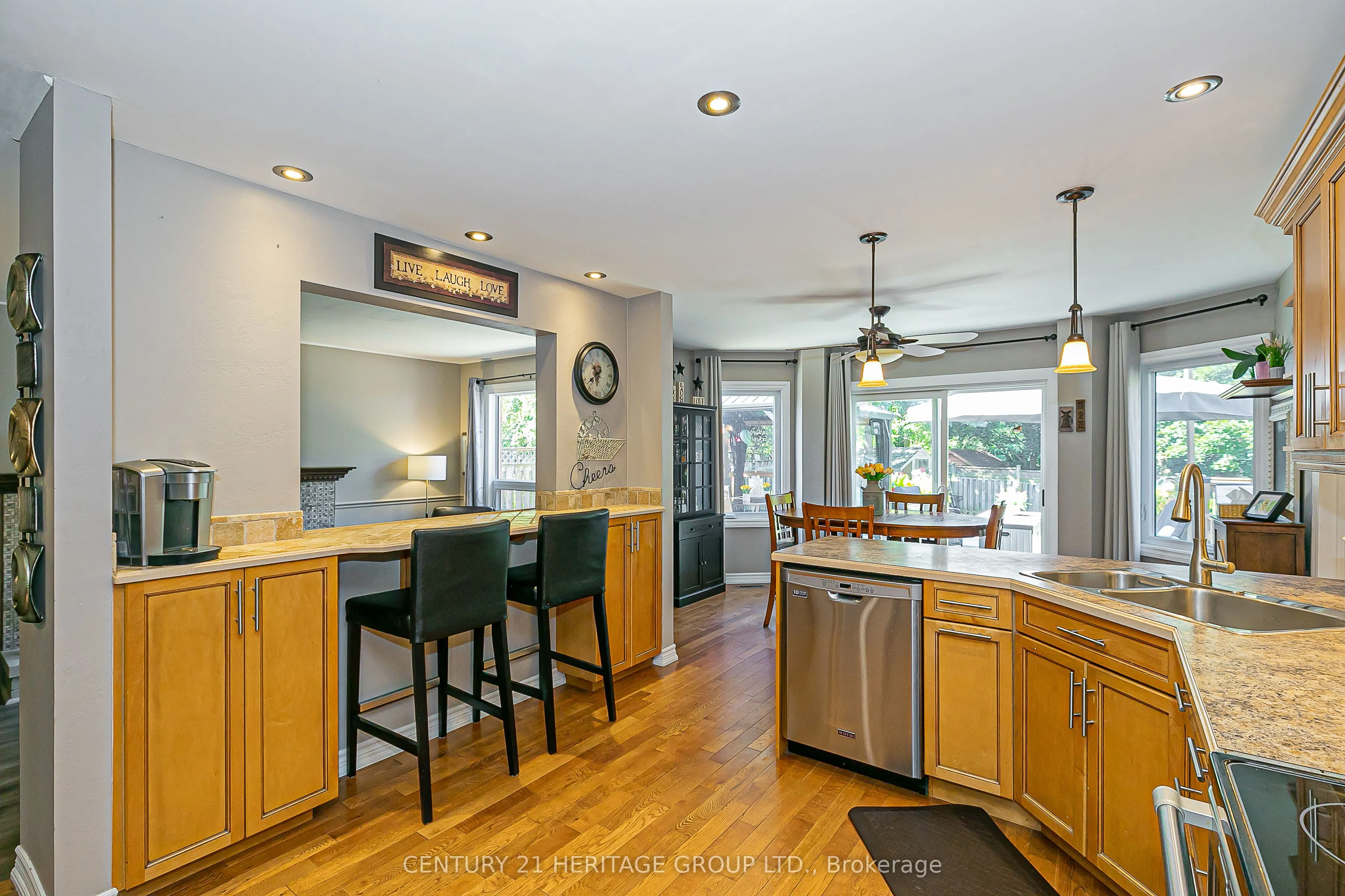 40 Albery Crescent