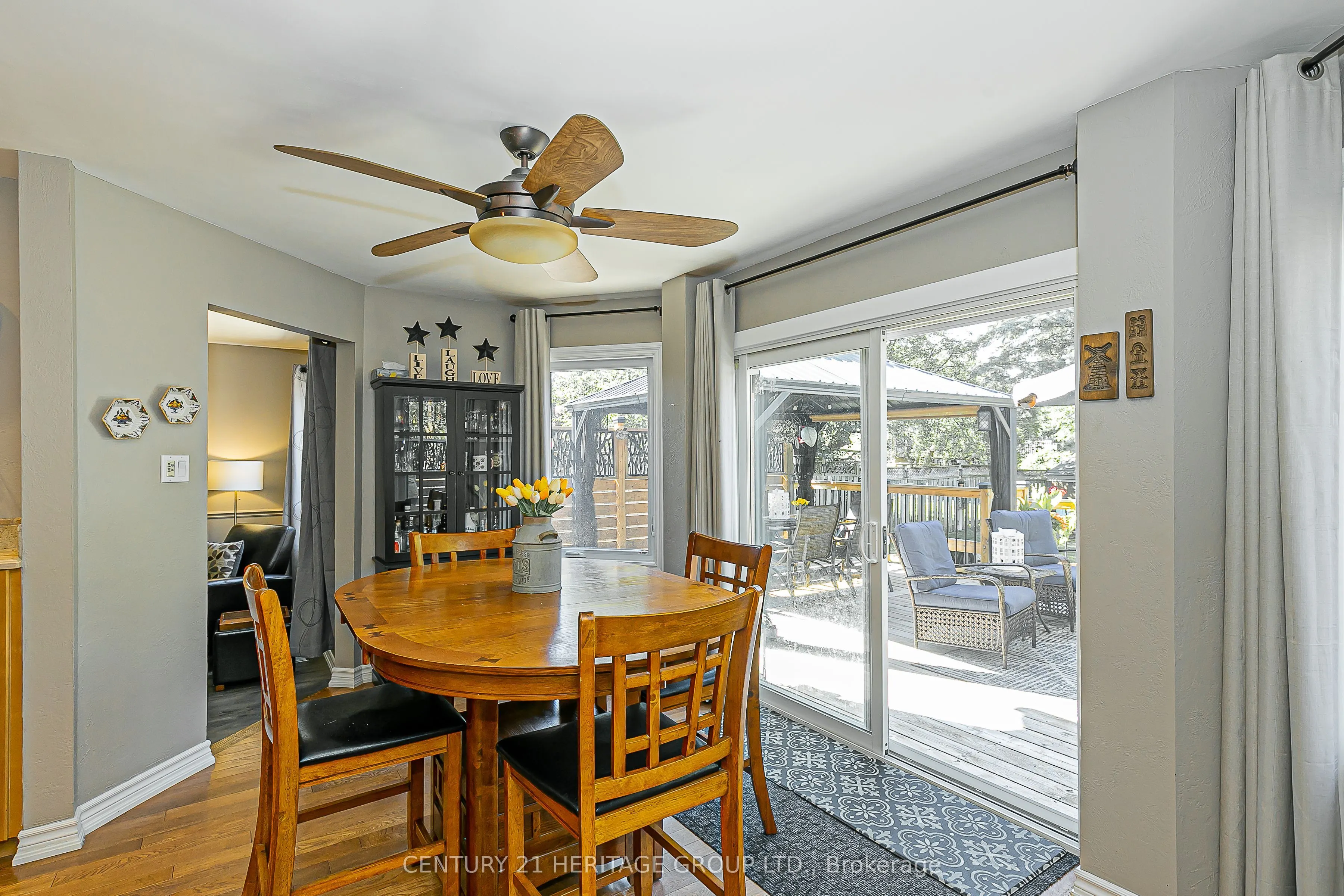 40 Albery Crescent