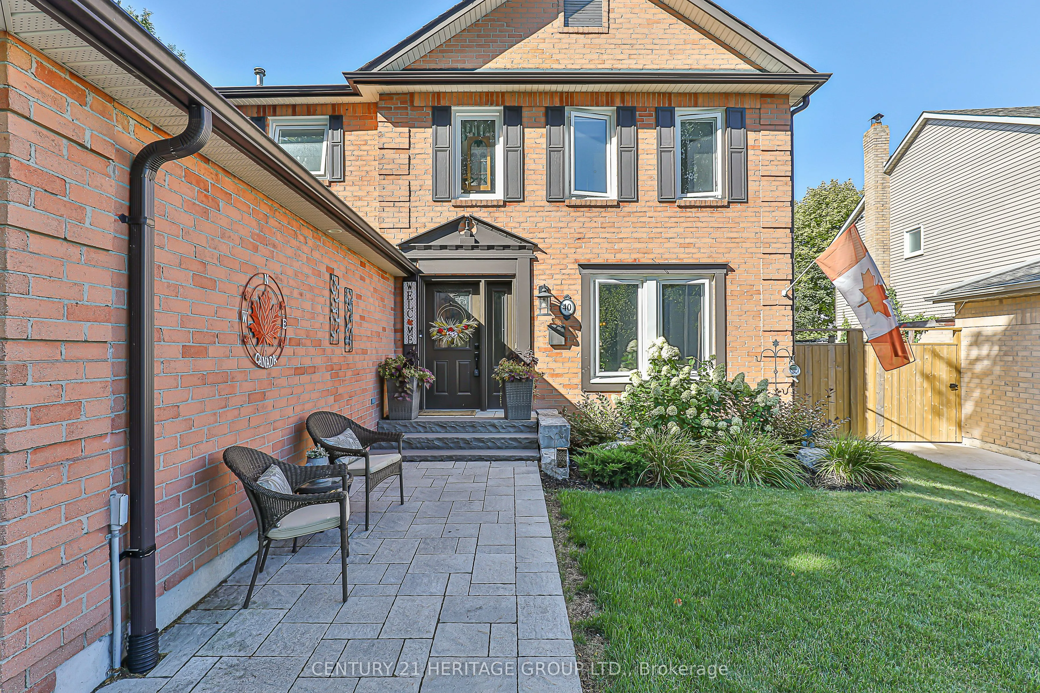 40 Albery Crescent
