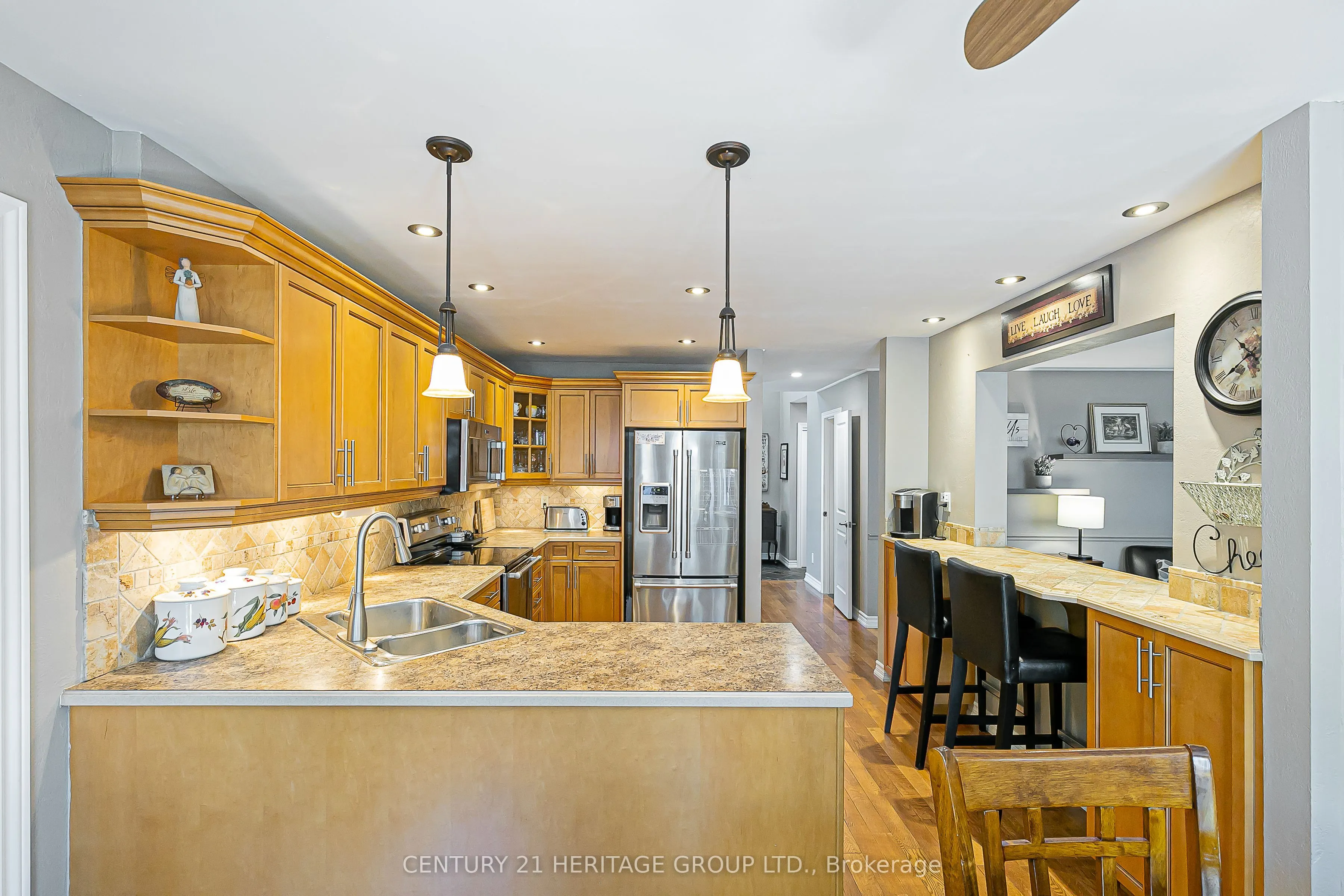 40 Albery Crescent