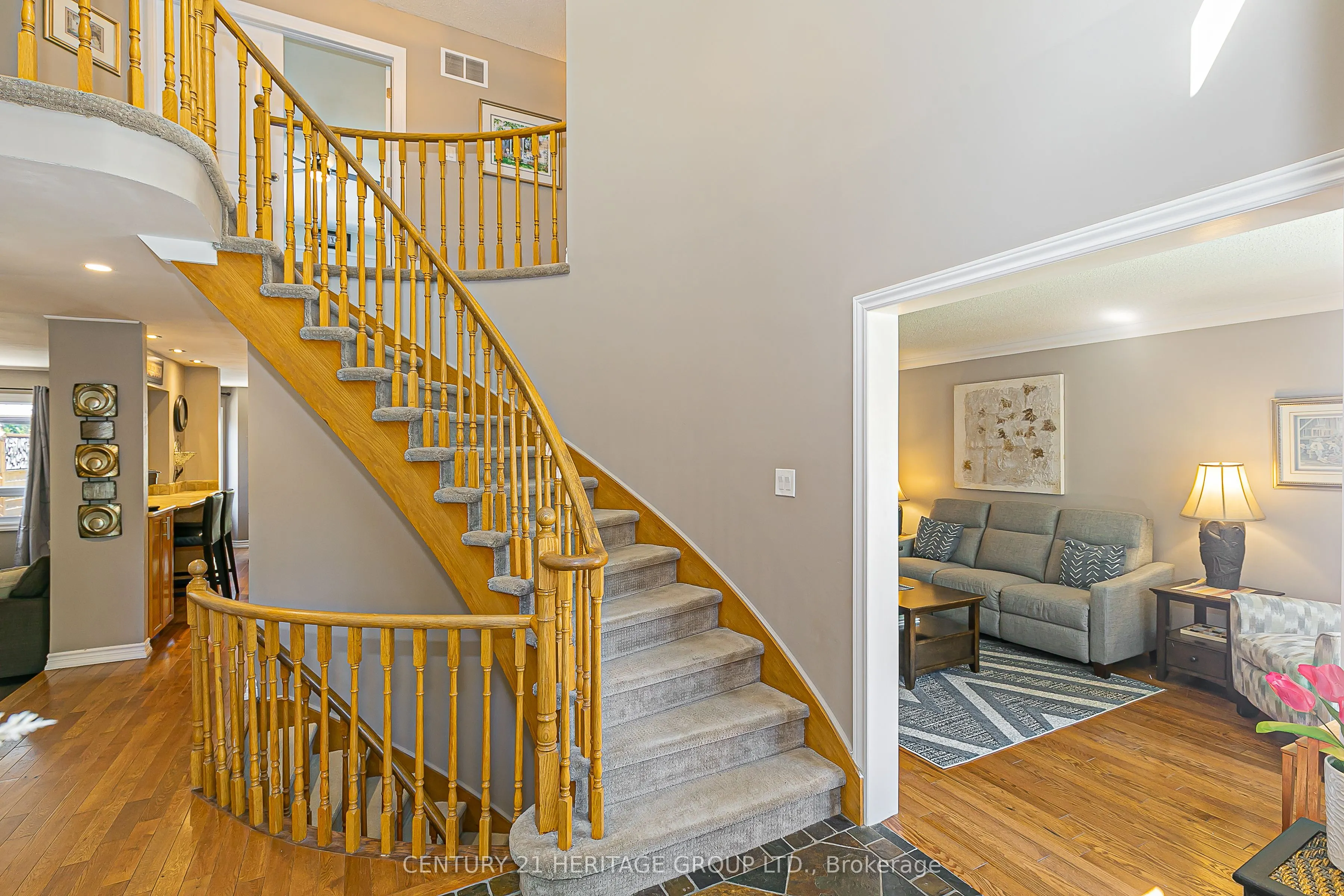 40 Albery Crescent
