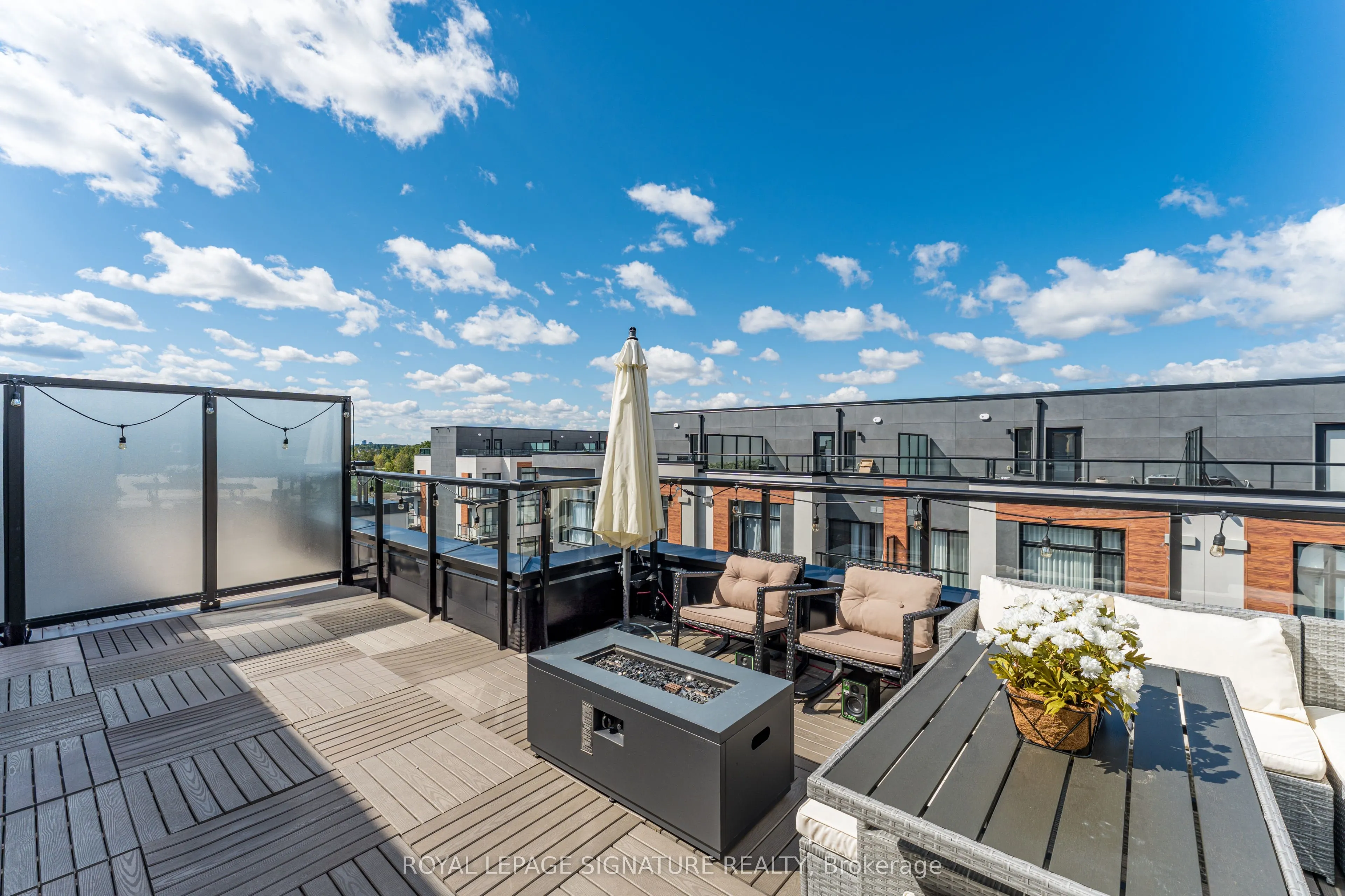 14 David Eyer Road, #1007