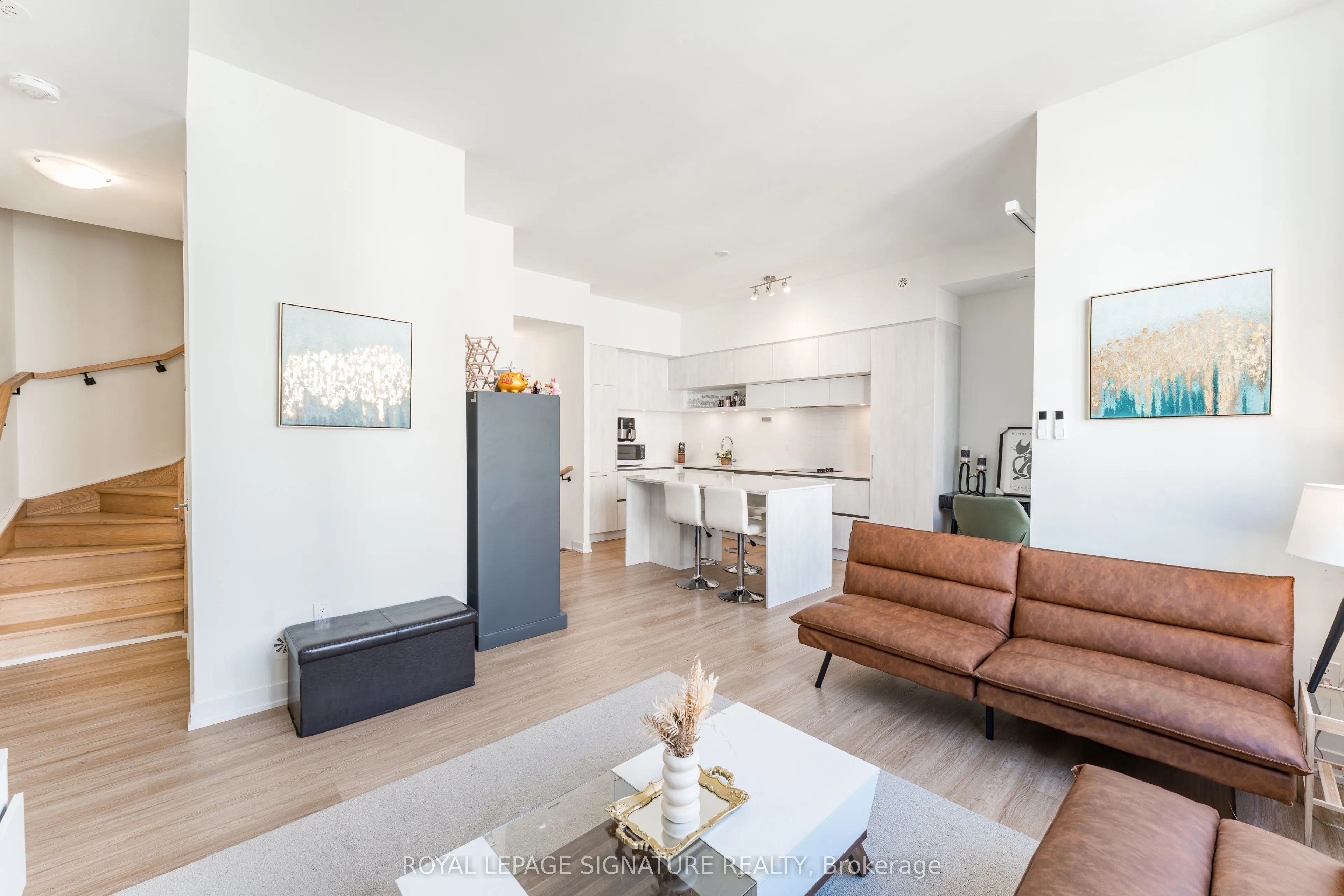 14 David Eyer Road, #1007