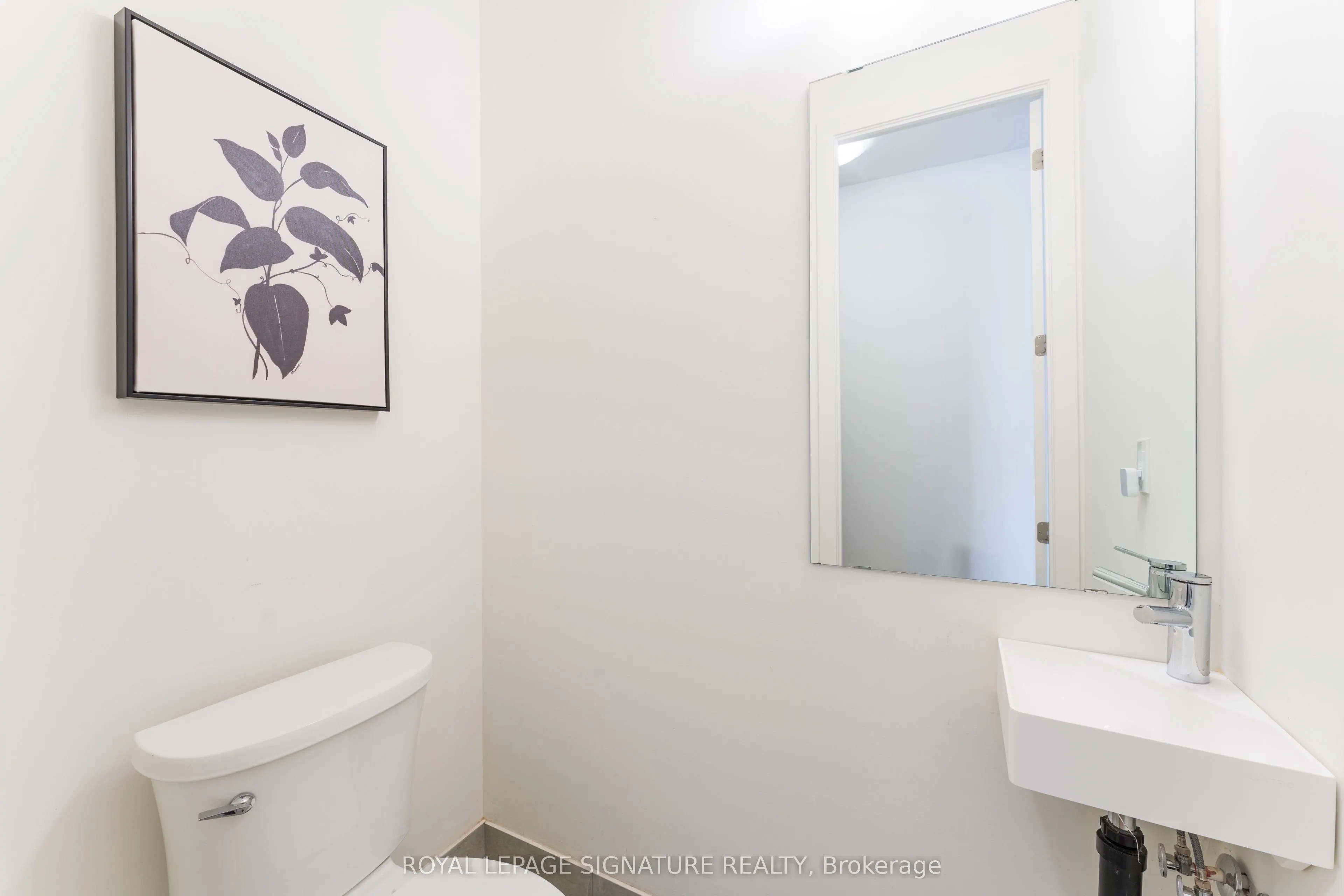 14 David Eyer Road, #1007