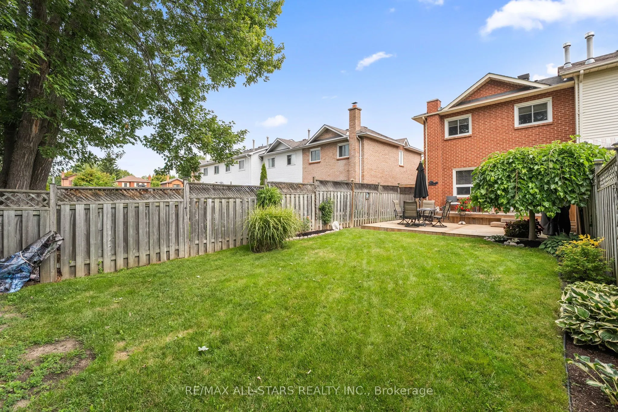 10 Skybird Lane