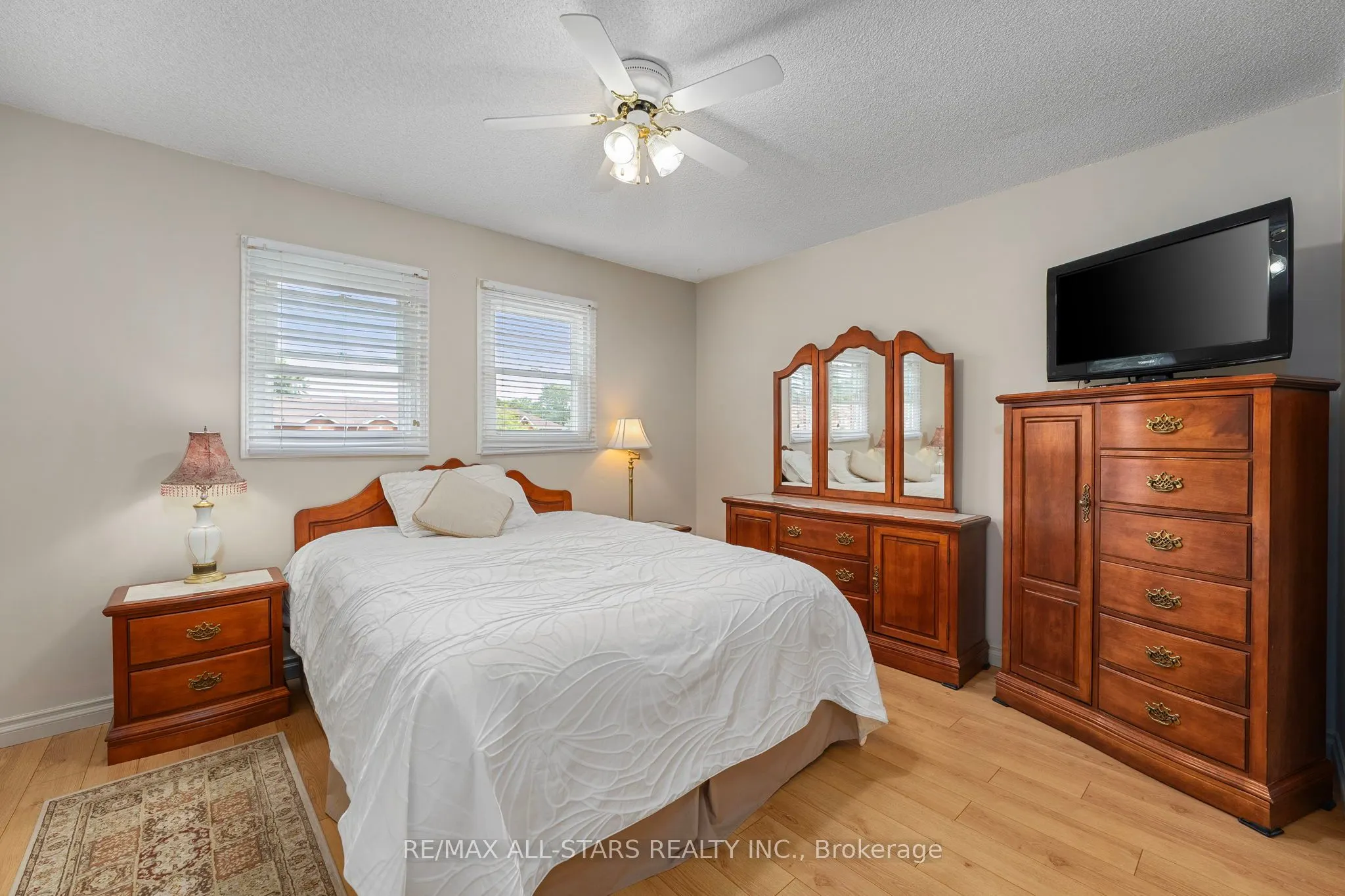 10 Skybird Lane