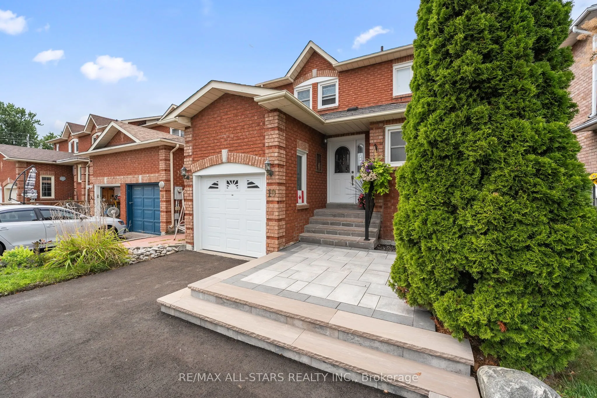 10 Skybird Lane