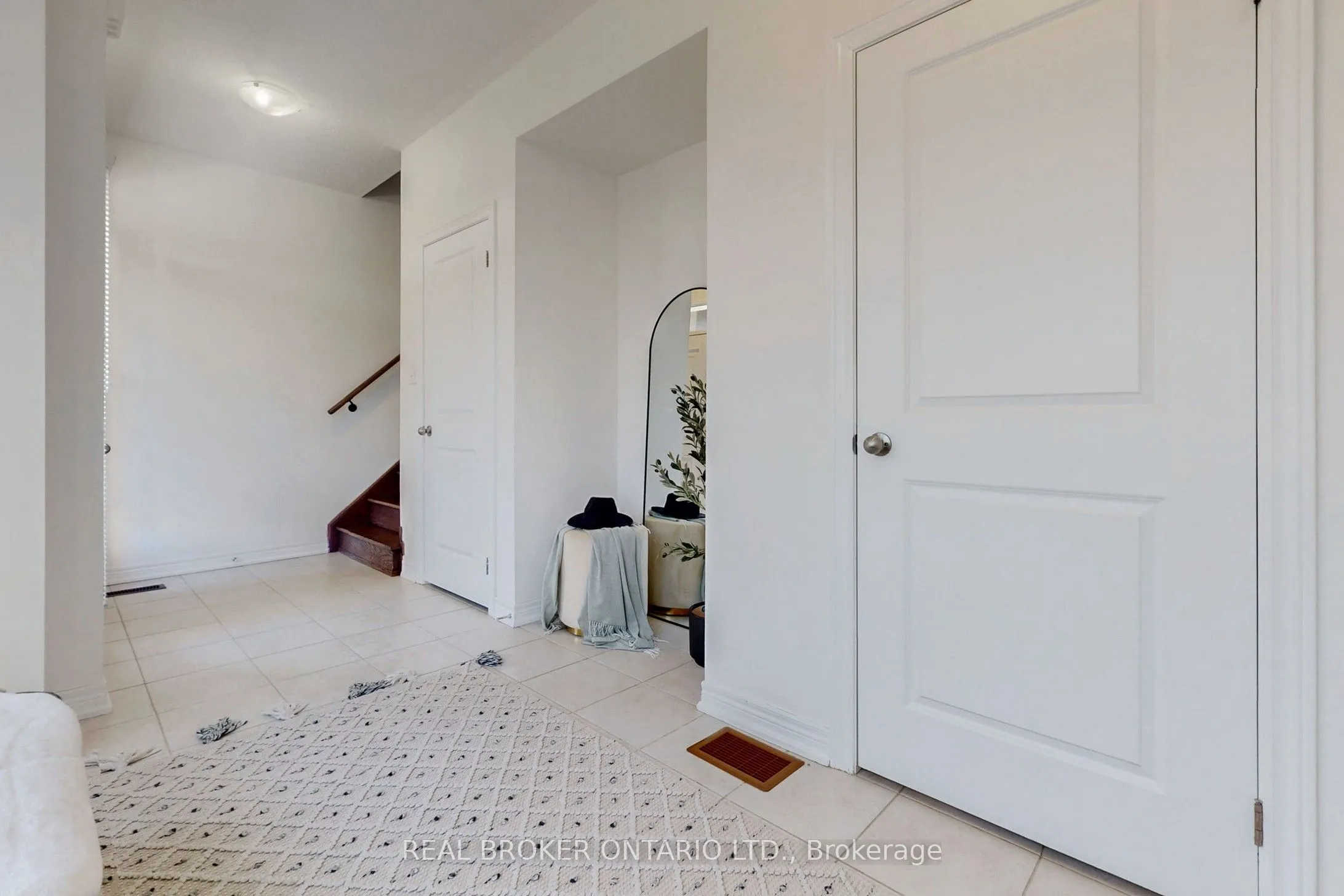 294 King Road