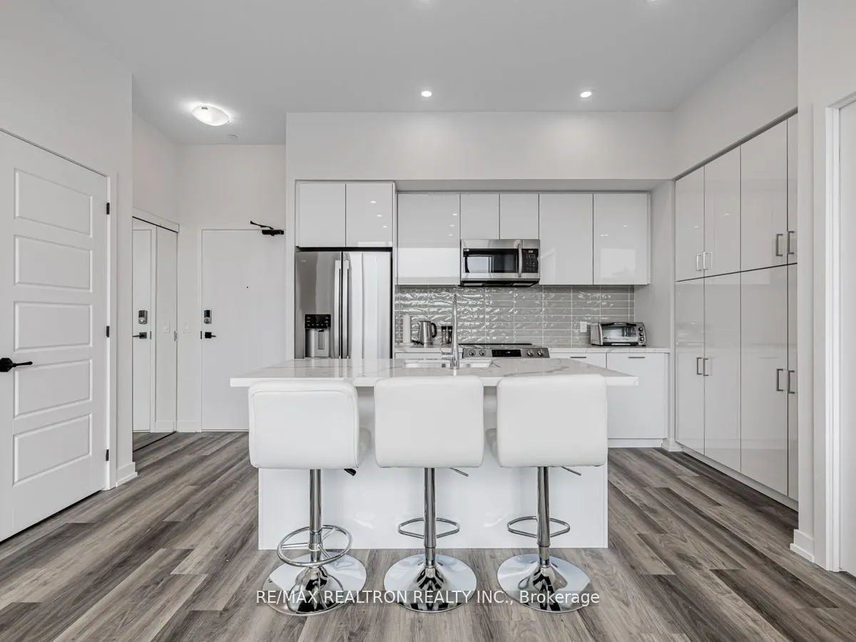 415 Sea Ray Avenue, #421