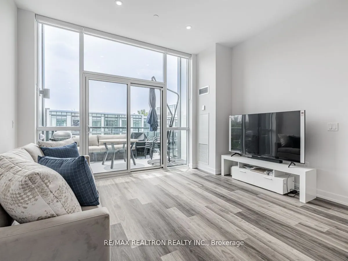 415 Sea Ray Avenue, #421