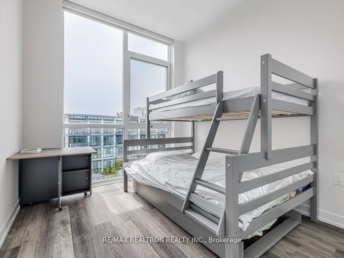 415 Sea Ray Avenue, #421
