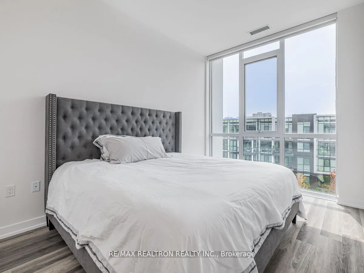 415 Sea Ray Avenue, #421